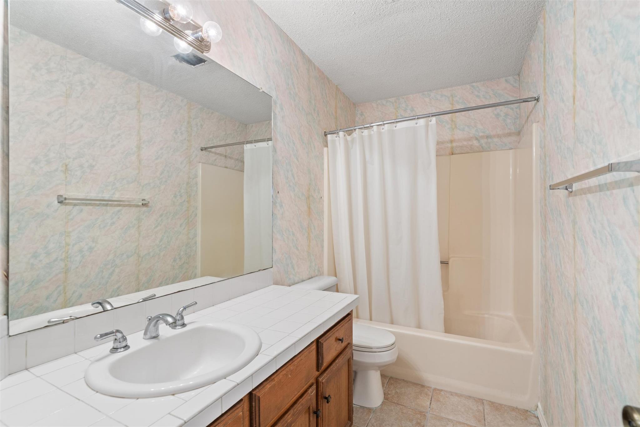 840 Eagles Way Property Photo 12