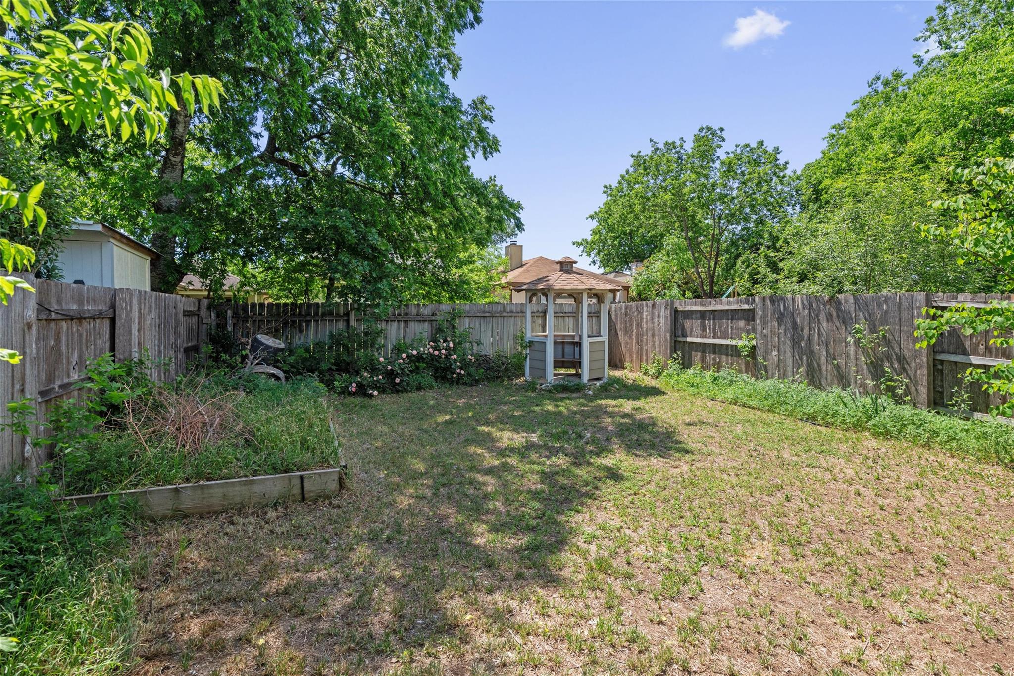 840 Eagles Way Property Photo 15