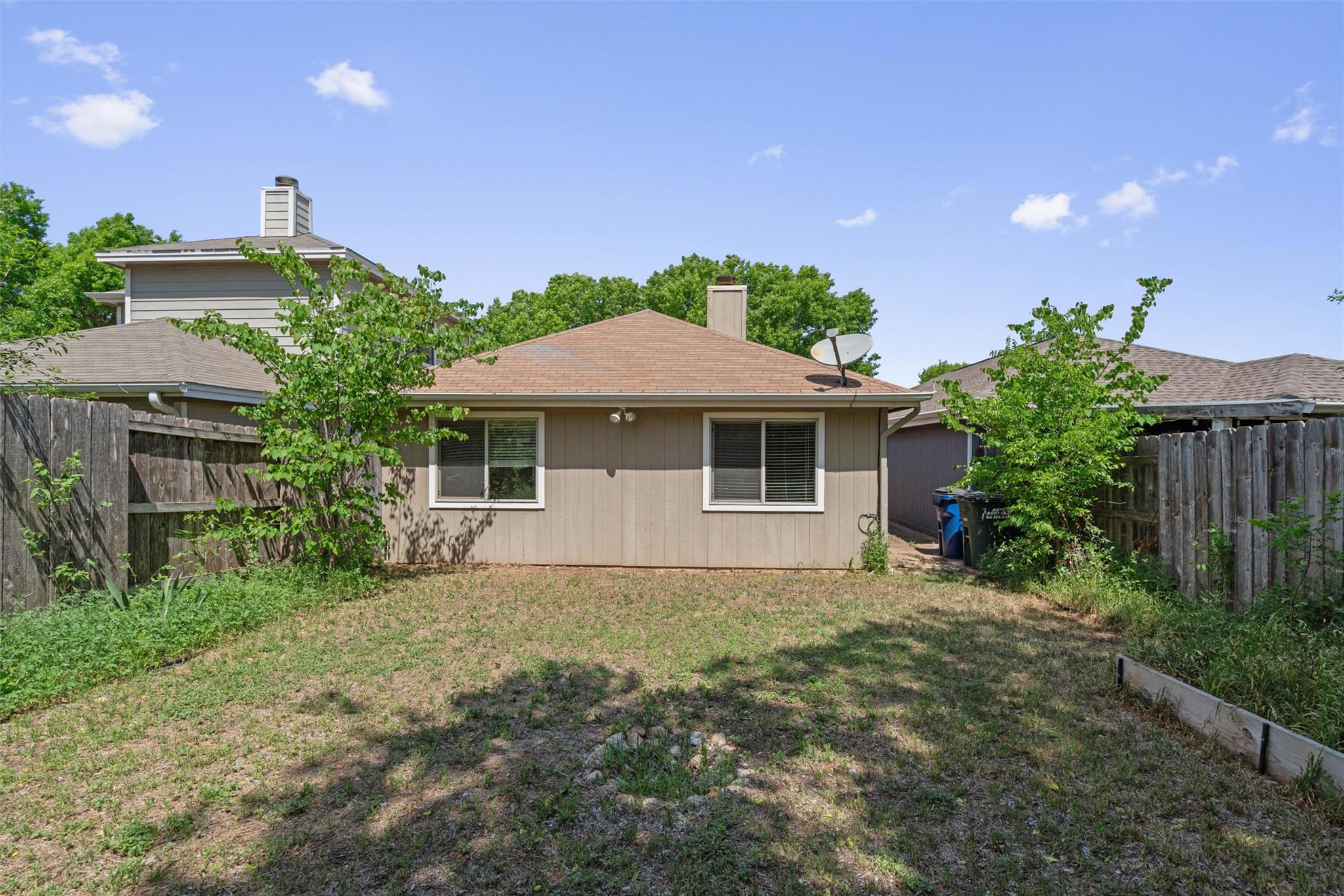 840 Eagles Way Property Photo 16