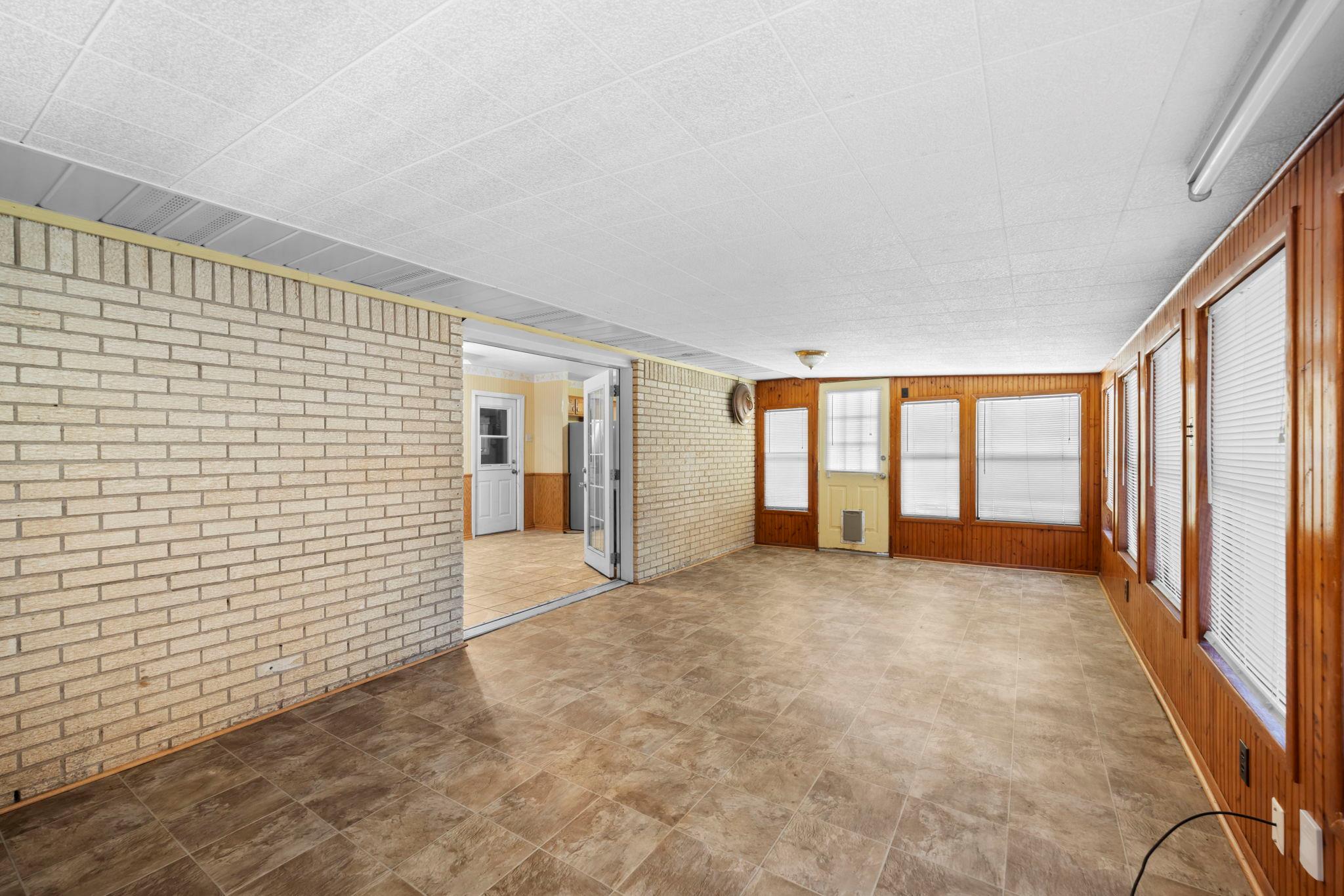 3817 Lancelot Ln Property Photo 10