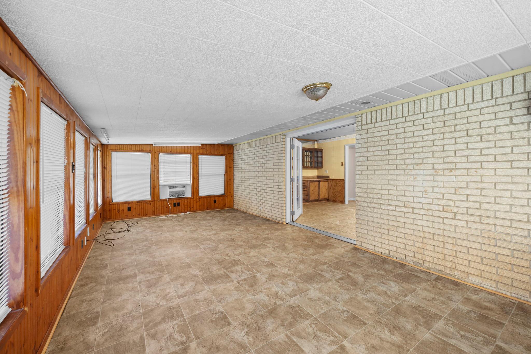 3817 Lancelot Ln Property Photo 11