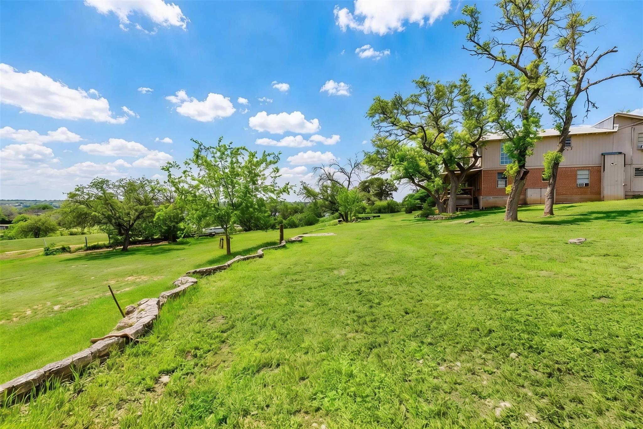 17101 Feather Rock Trl Property Photo 5
