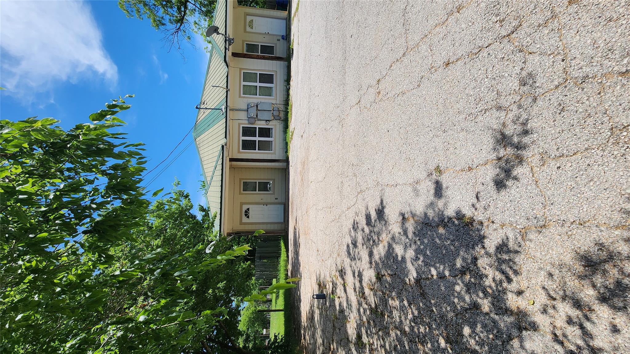 605 M L K Blvd A Property Photo