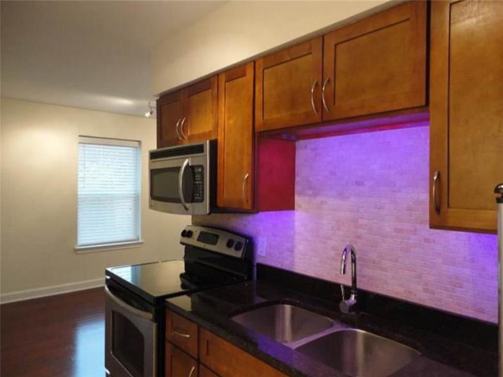 2020 S Congress Ave #1313 Property Photo 4
