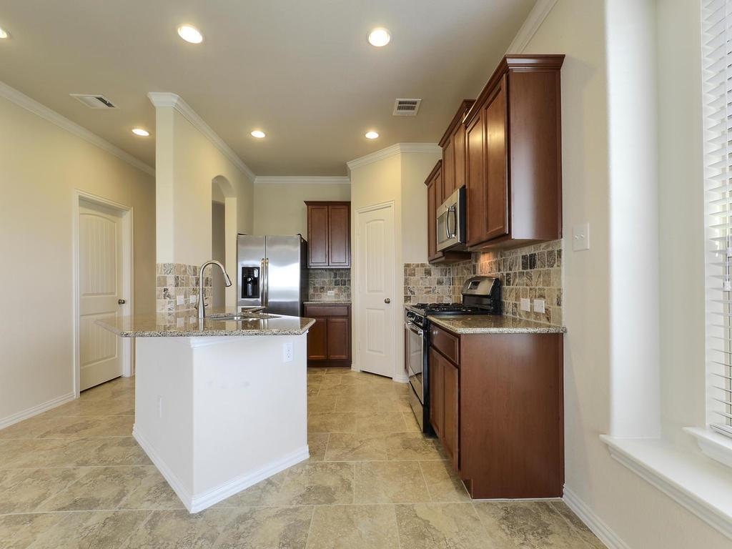 2617 Creeping Vine Ct Property Photo 10