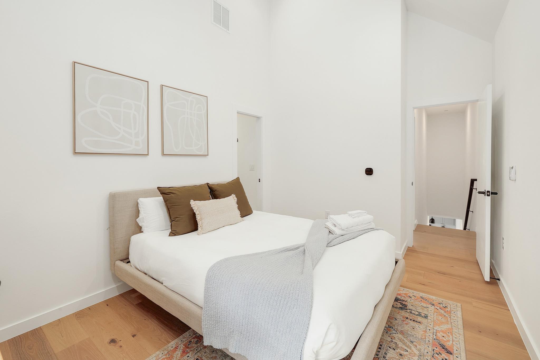 3409 Neal St #2 Property Photo 15