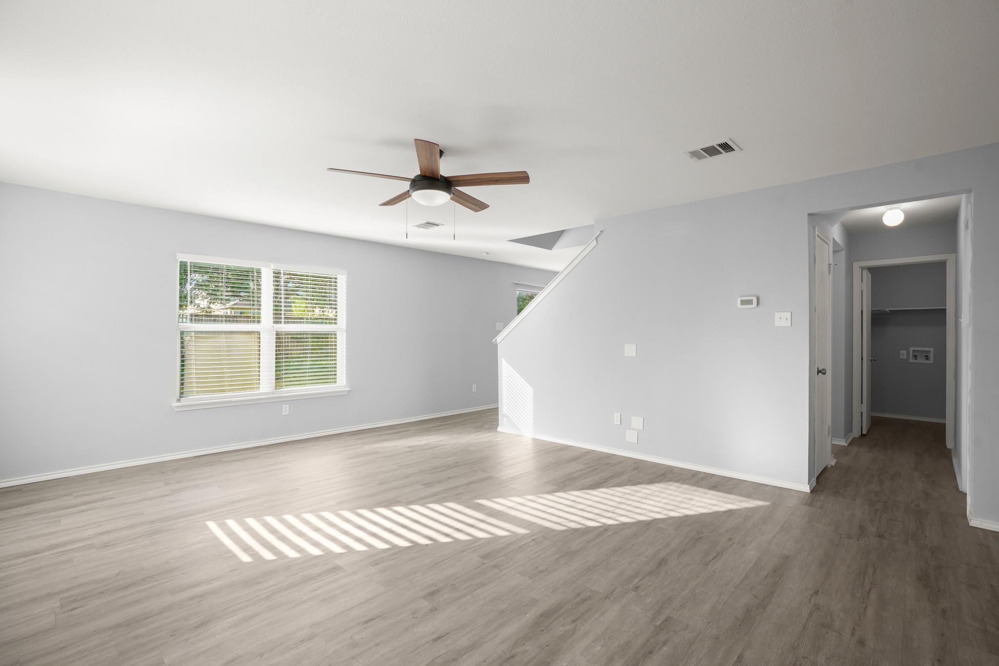 2202 Cottontail Dr Property Photo 3