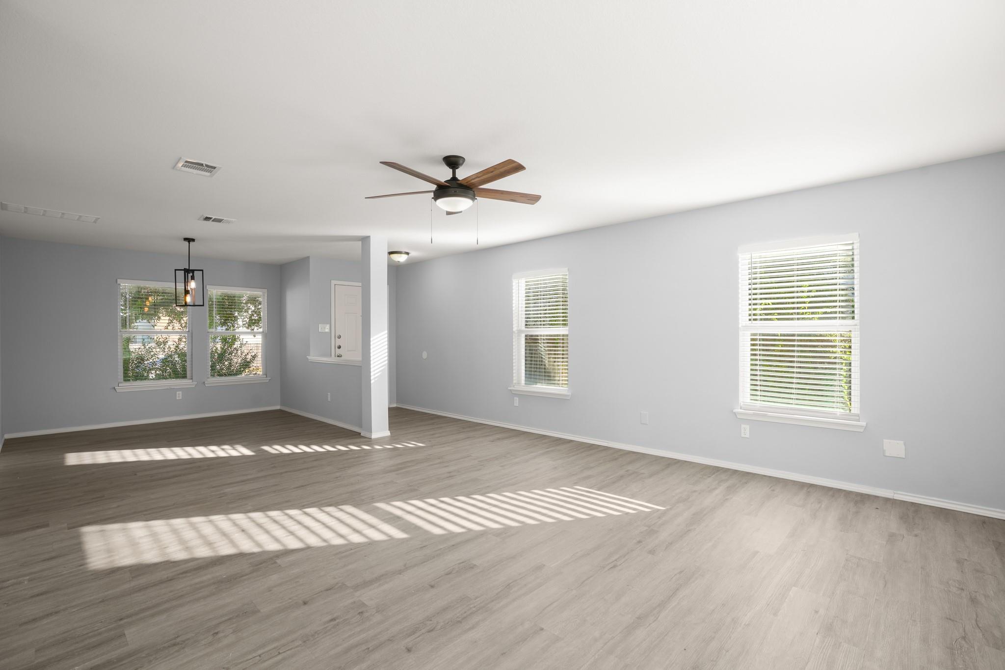 2202 Cottontail Dr Property Photo 5