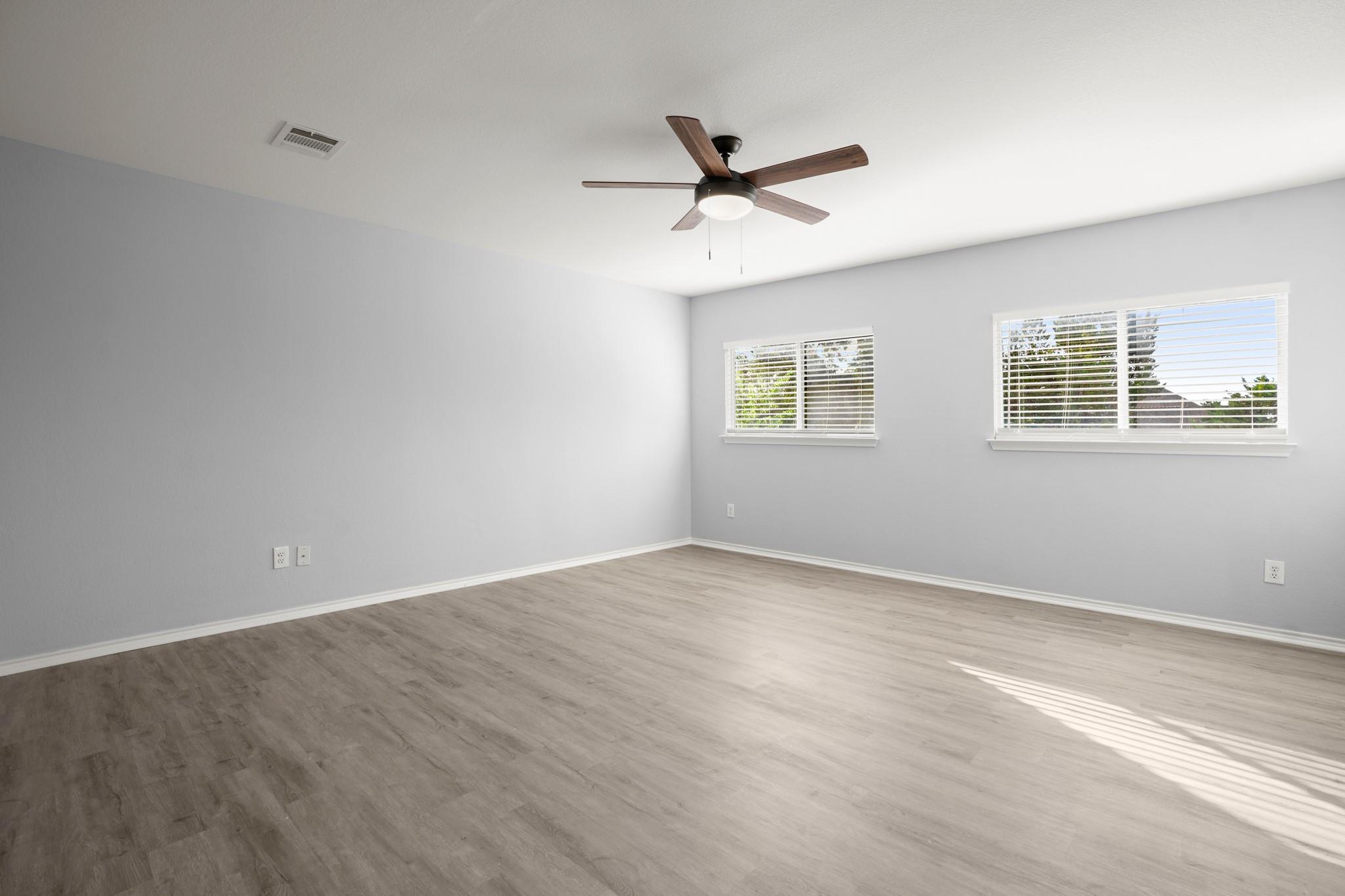 2202 Cottontail Dr Property Photo 10