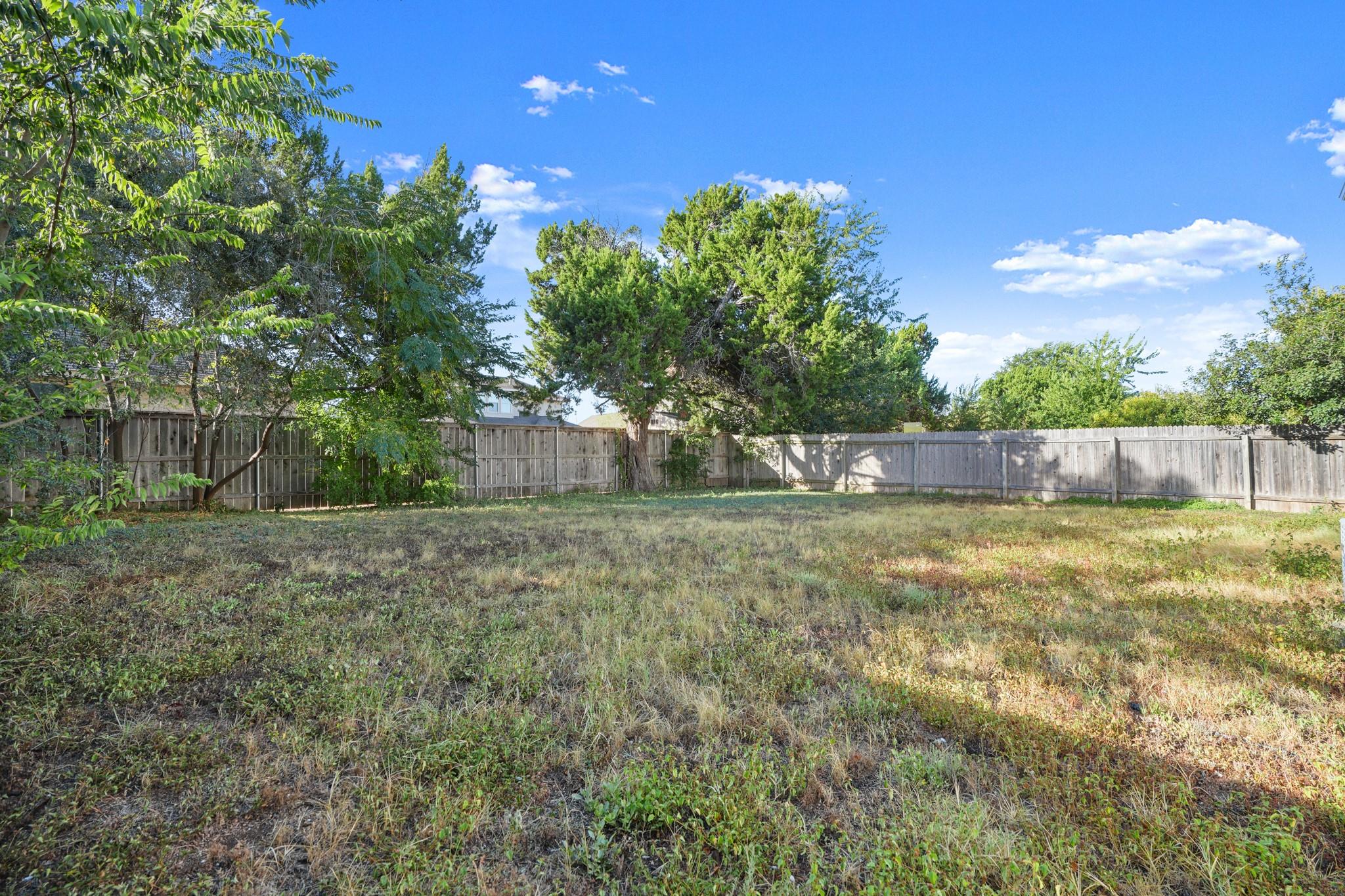 2202 Cottontail Dr Property Photo 20