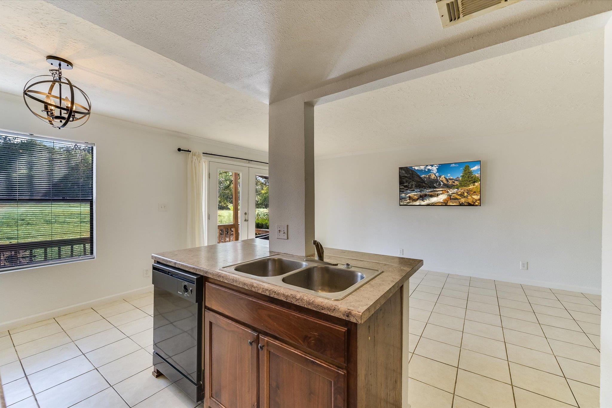 39 Cypress Fairway Vlg Property Photo 3