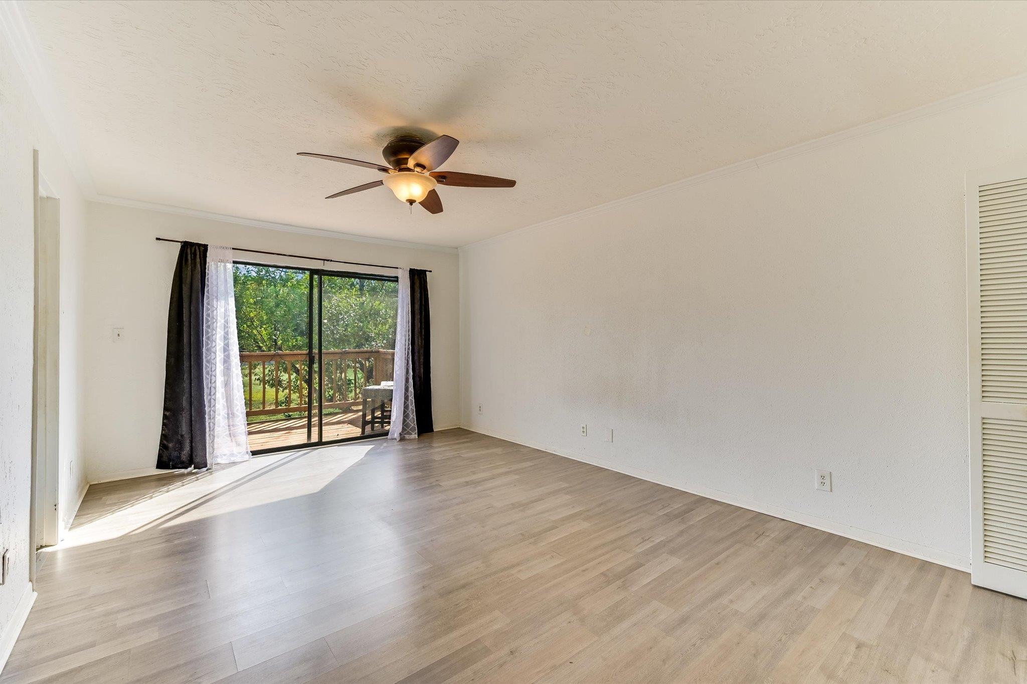 39 Cypress Fairway Vlg Property Photo 5