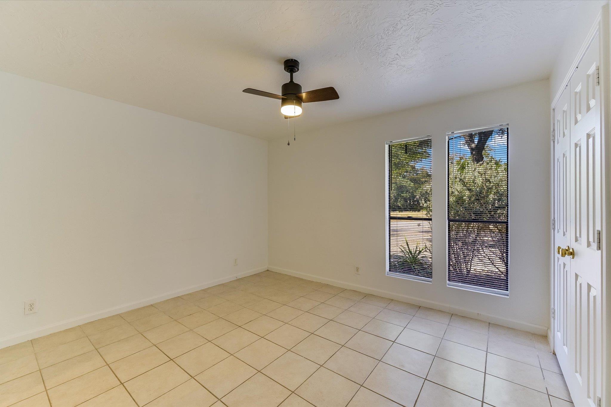 39 Cypress Fairway Vlg Property Photo 8