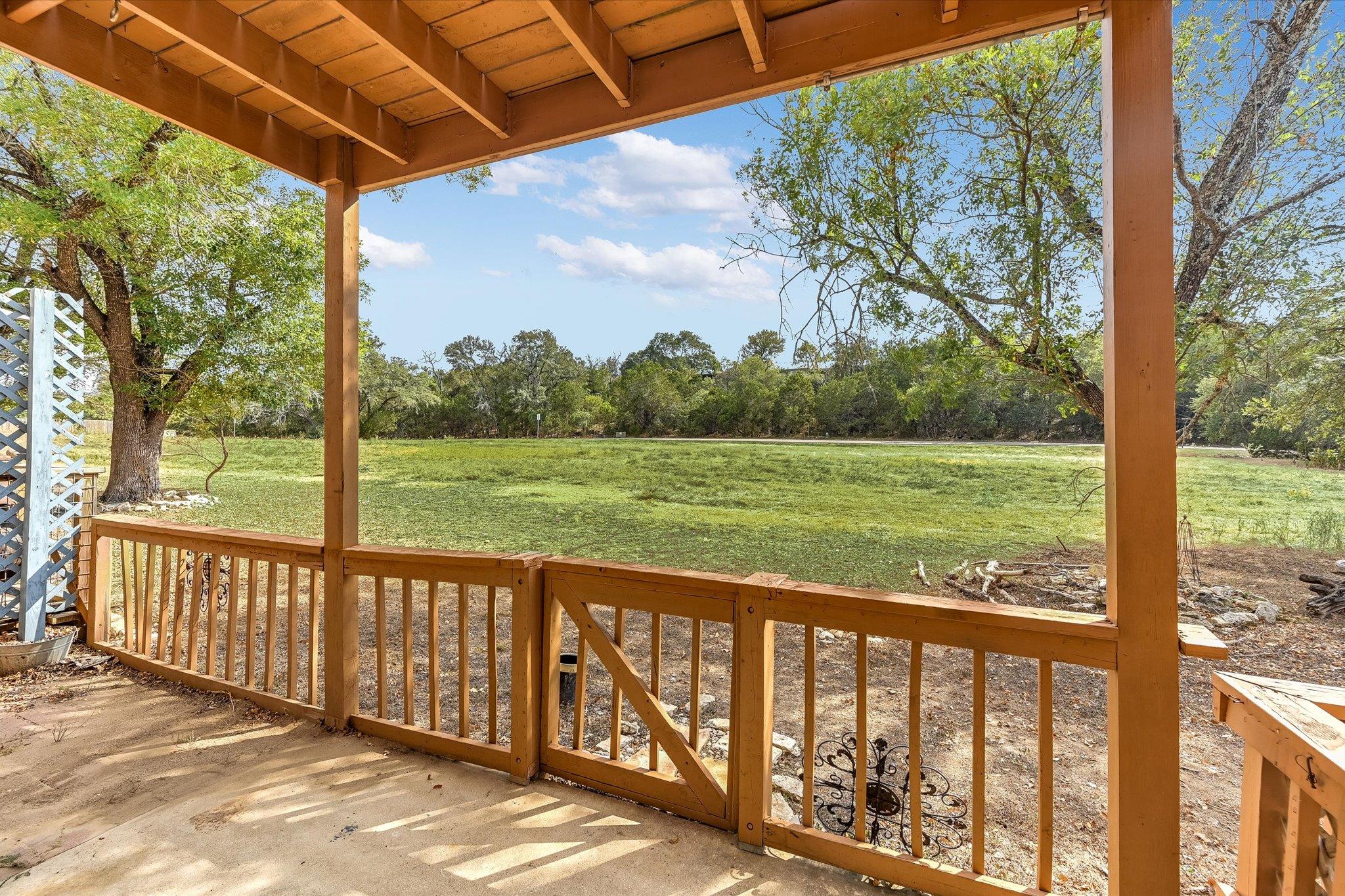39 Cypress Fairway Vlg Property Photo 11