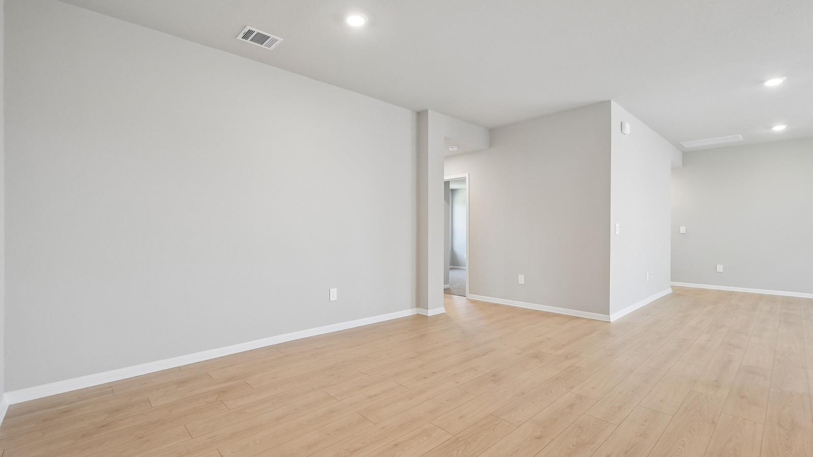 13709 Carper Dr Property Photo 15