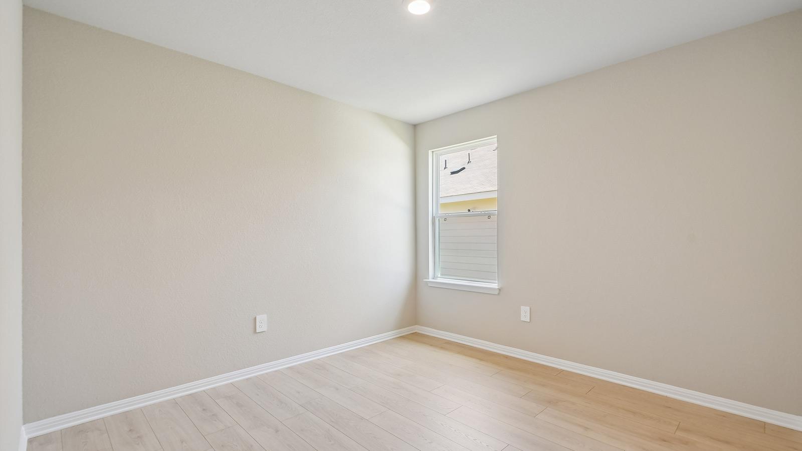 13709 Carper Dr Property Photo 16