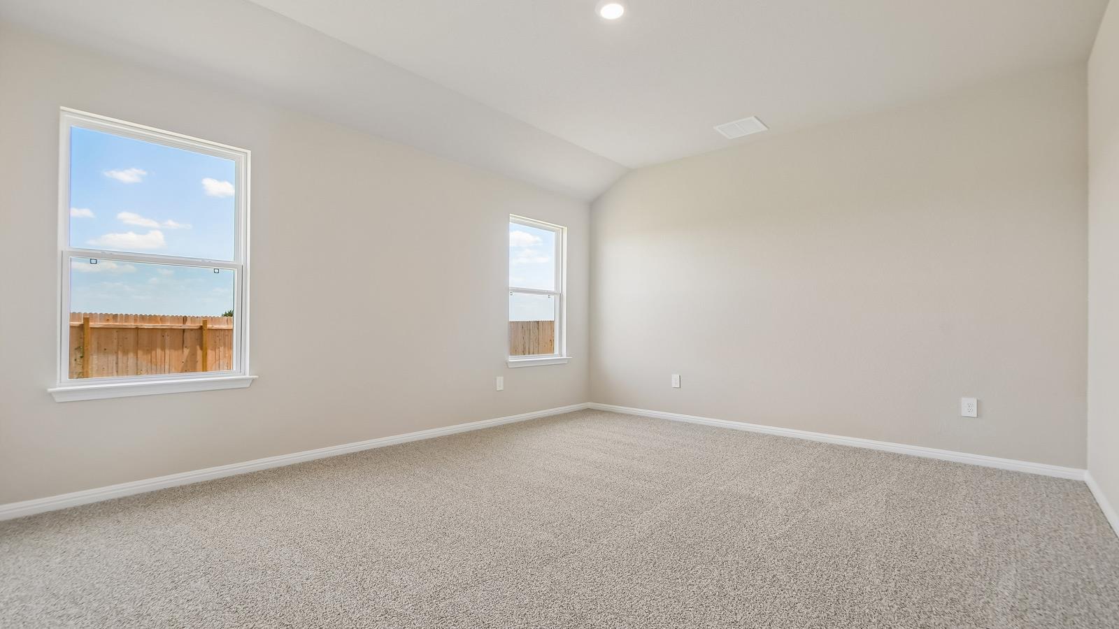 13709 Carper Dr Property Photo 19