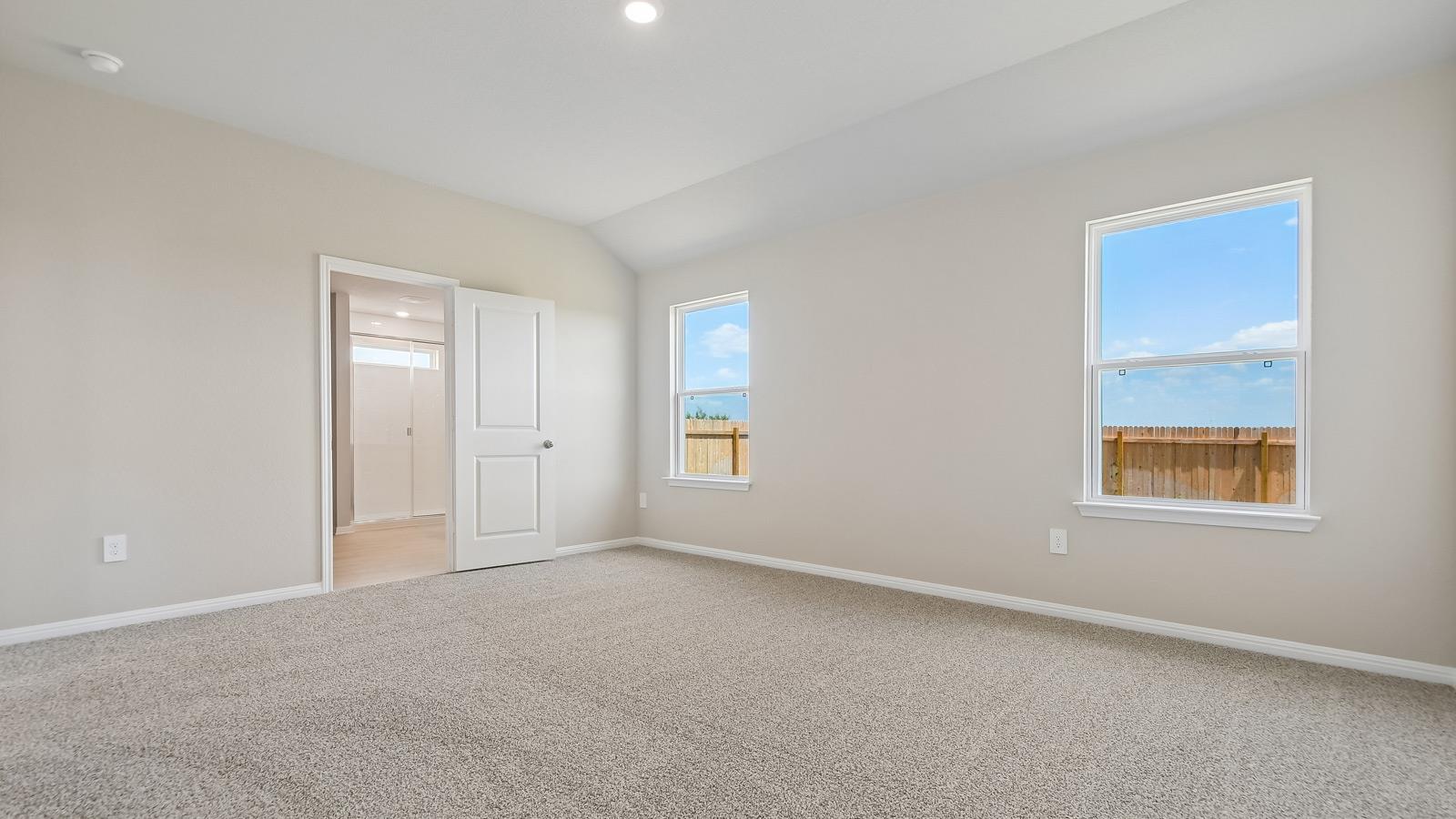13709 Carper Dr Property Photo 22