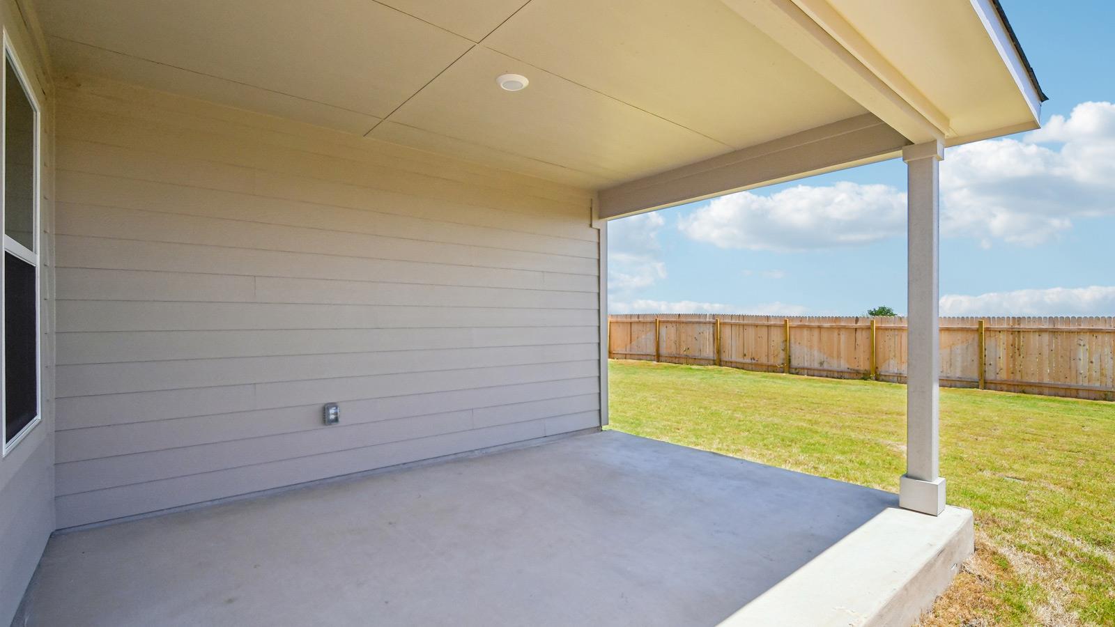13709 Carper Dr Property Photo 37