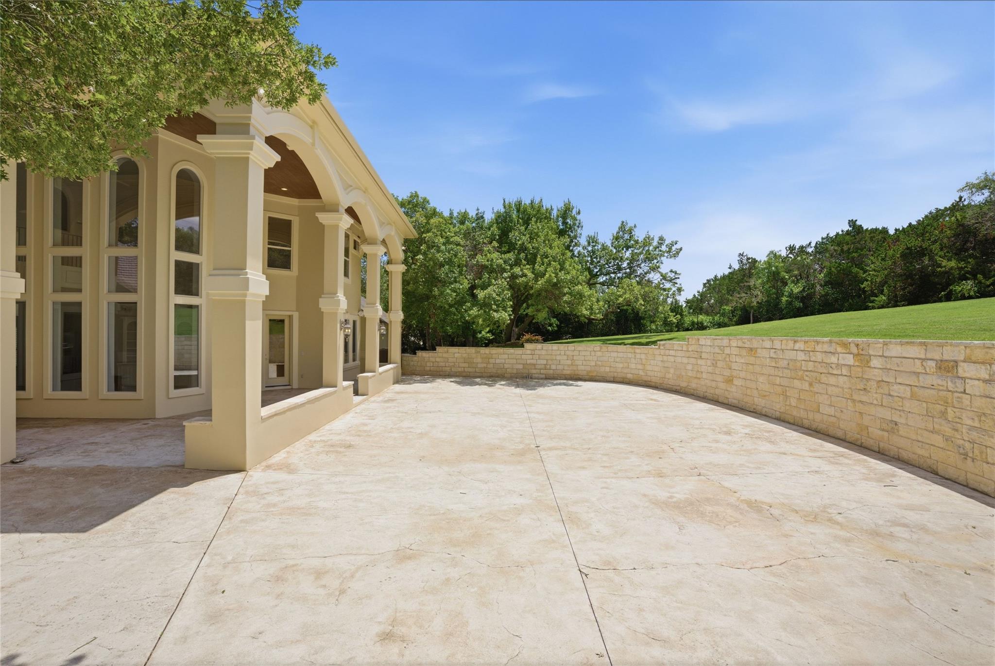 4626 High Gate Dr Property Photo 10