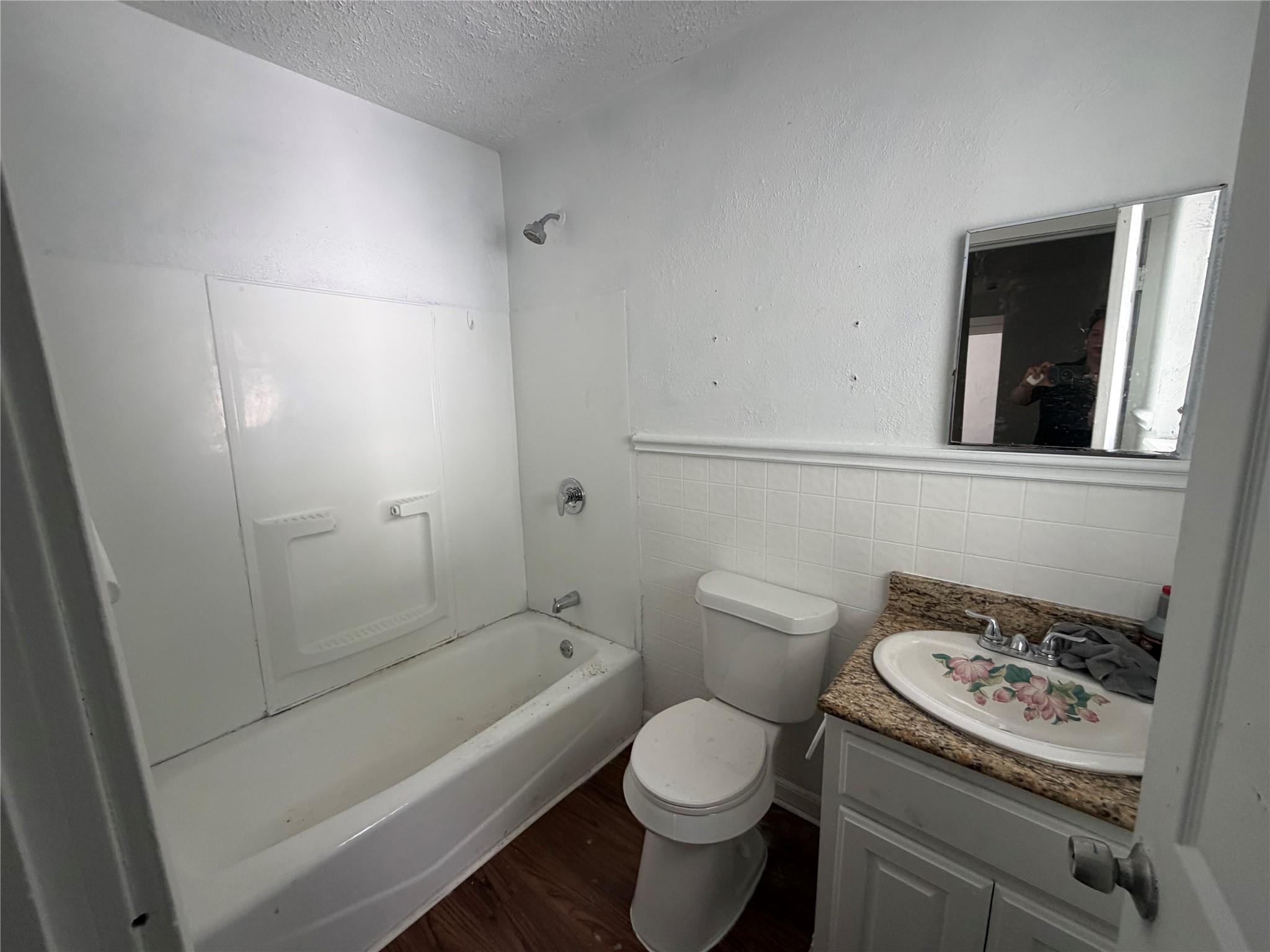 3213 Gonzales St Property Photo 4