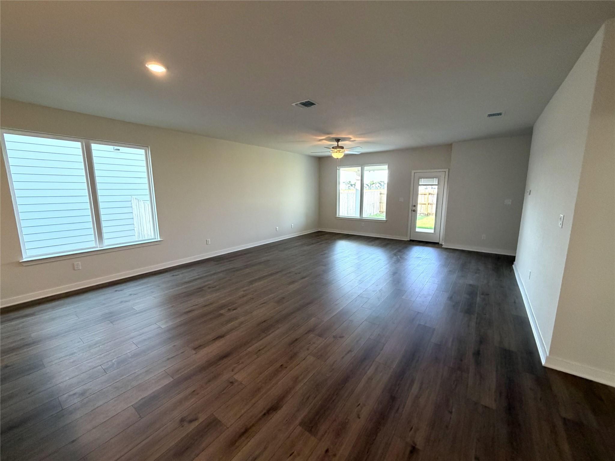 254 Gus Loop Property Photo 5