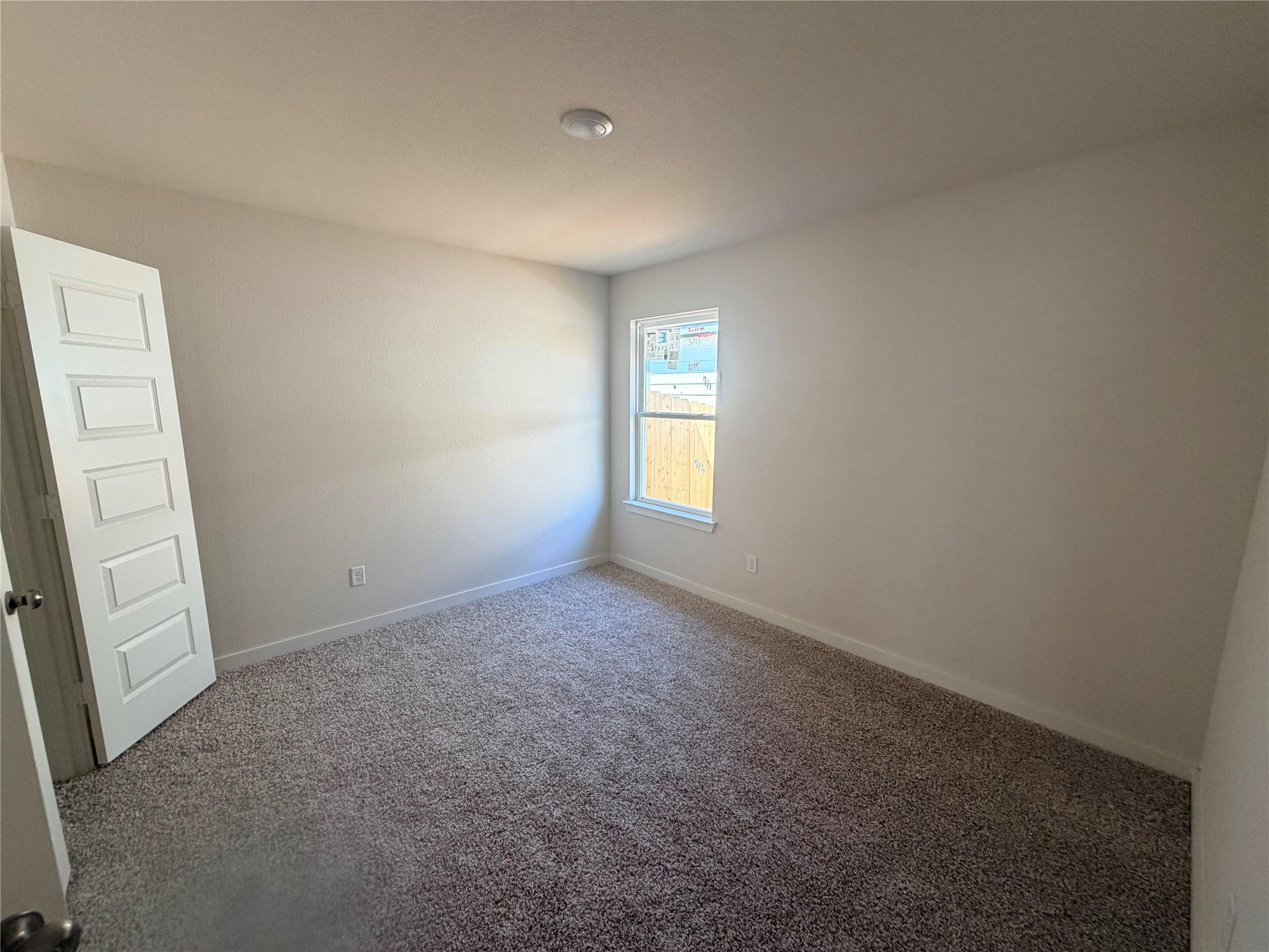 254 Gus Loop Property Photo 8