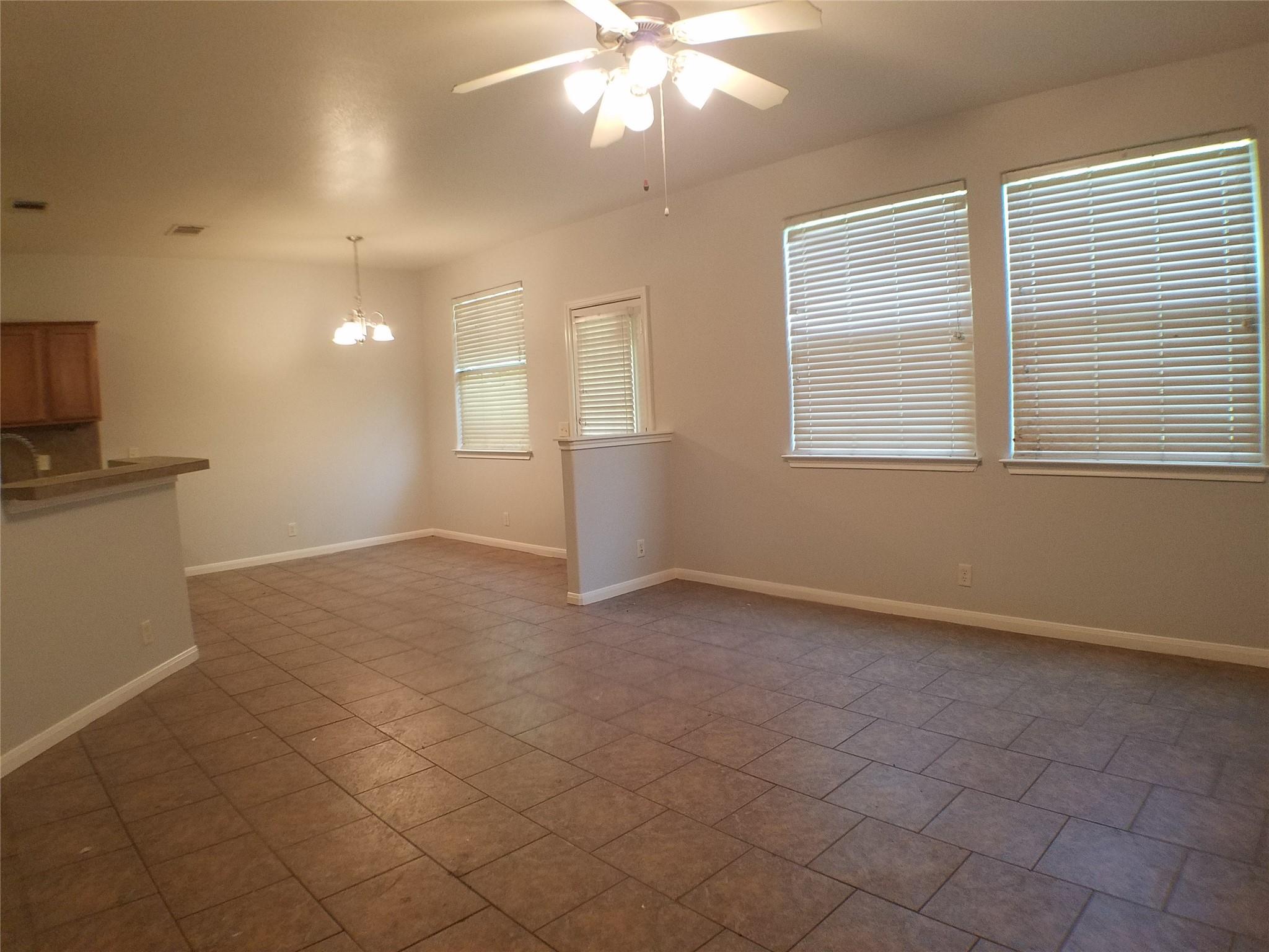 2500 Allred Dr #b Property Photo 2