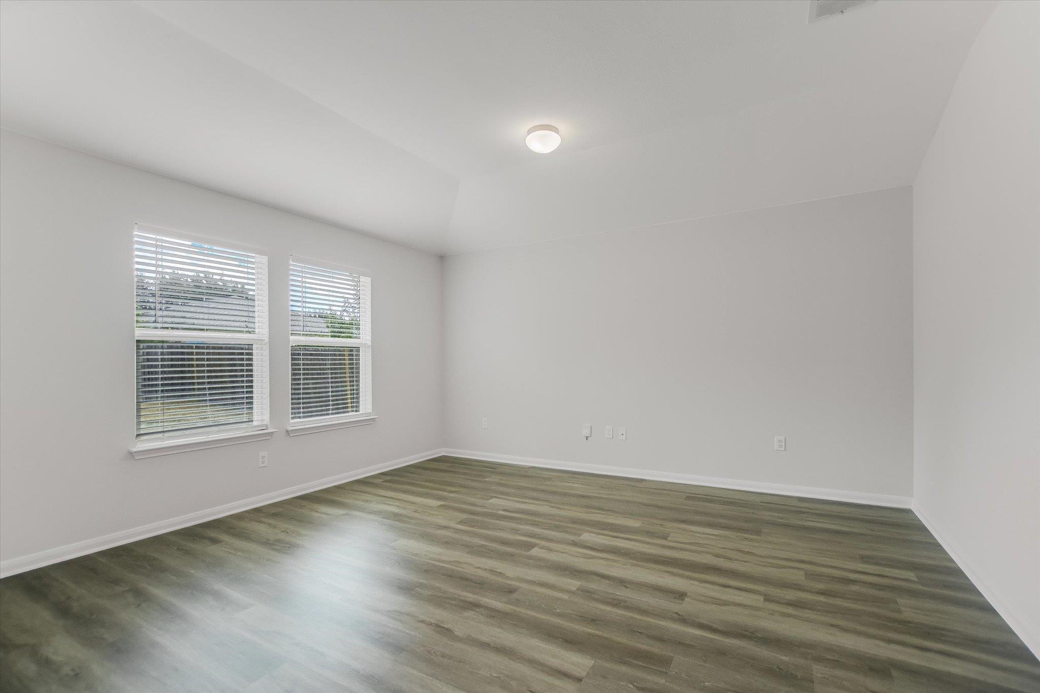 324 Zarya None Property Photo 4