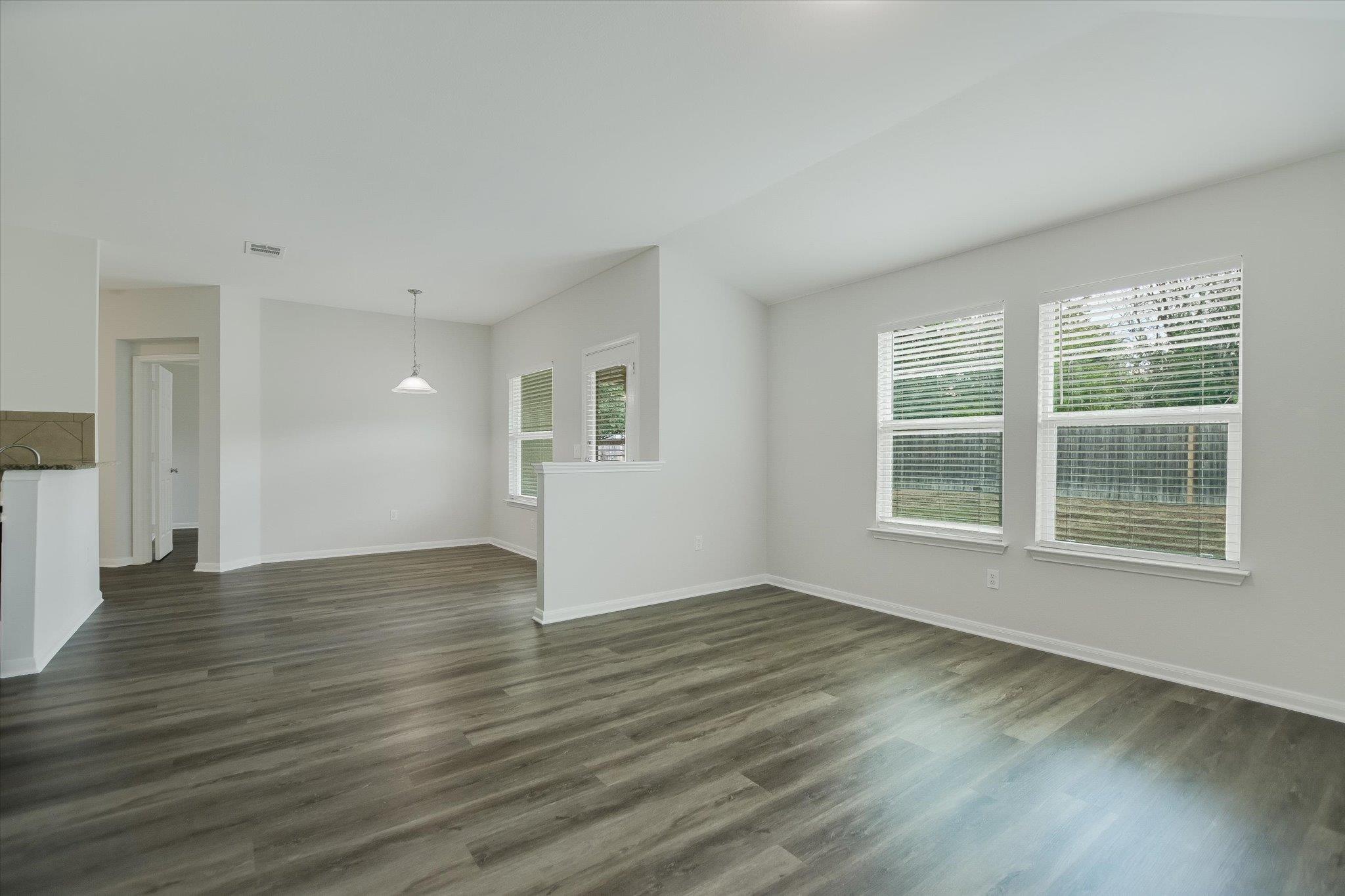 324 Zarya None Property Photo 5