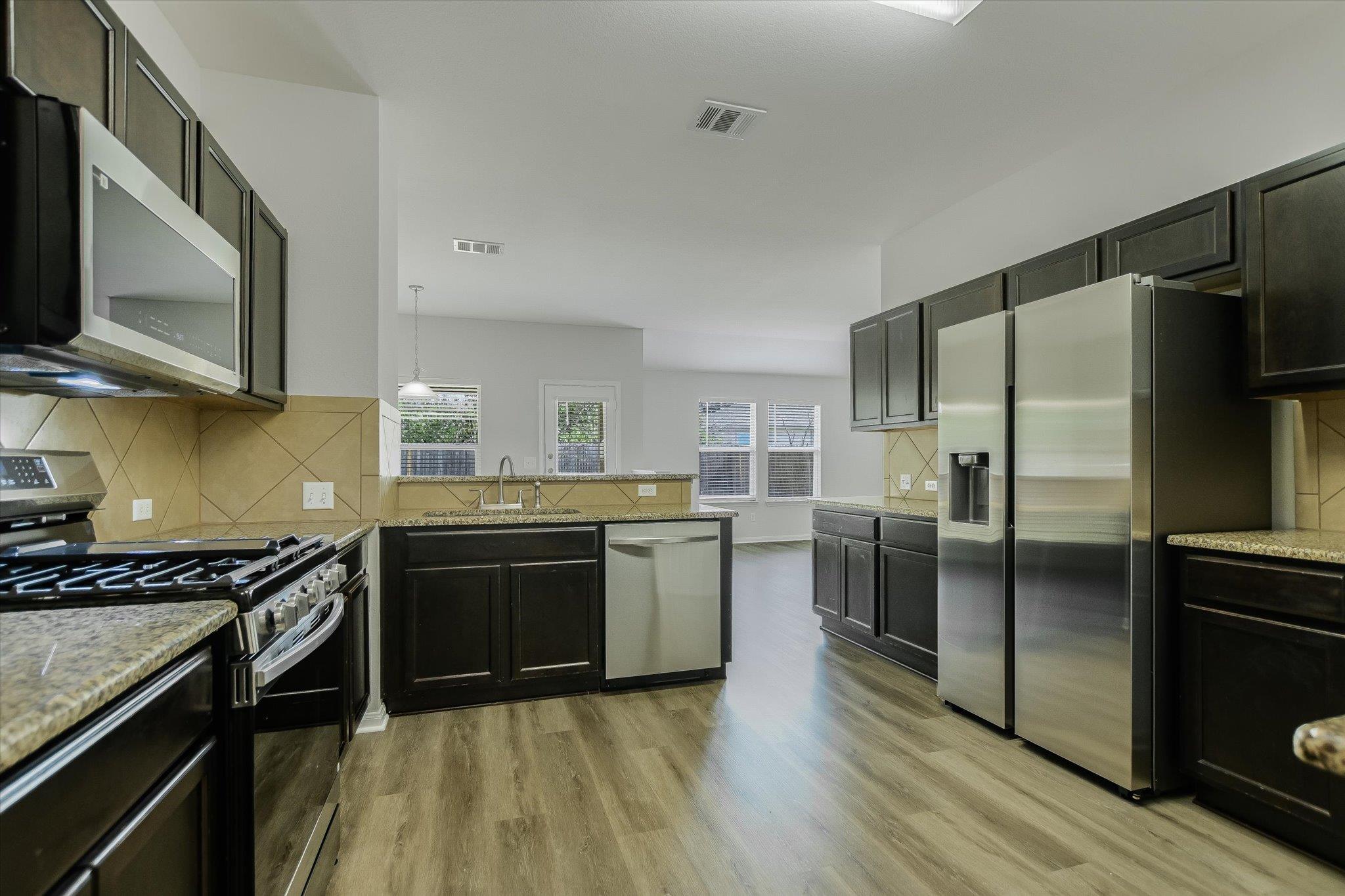 324 Zarya None Property Photo 6