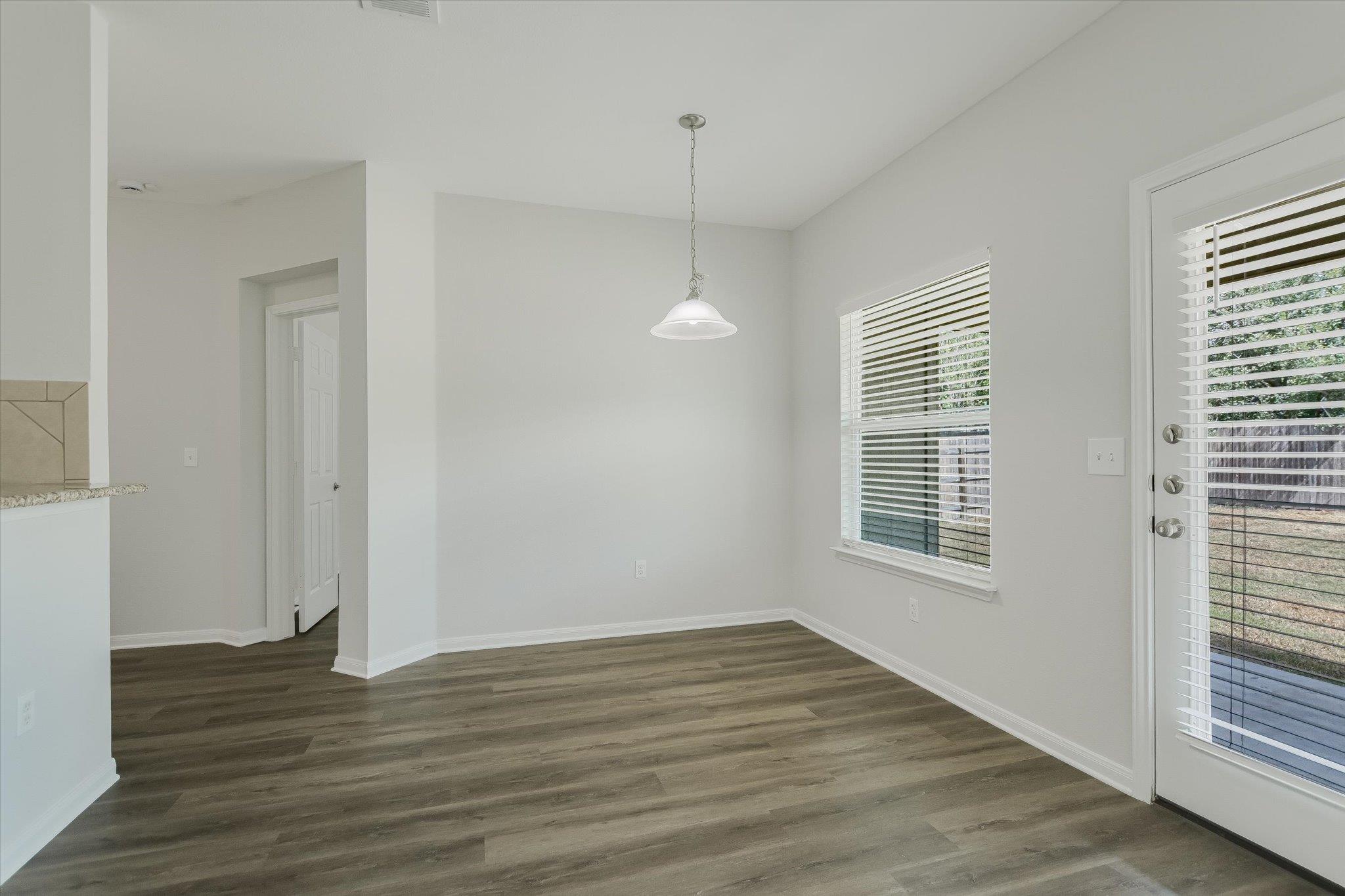 324 Zarya None Property Photo 10