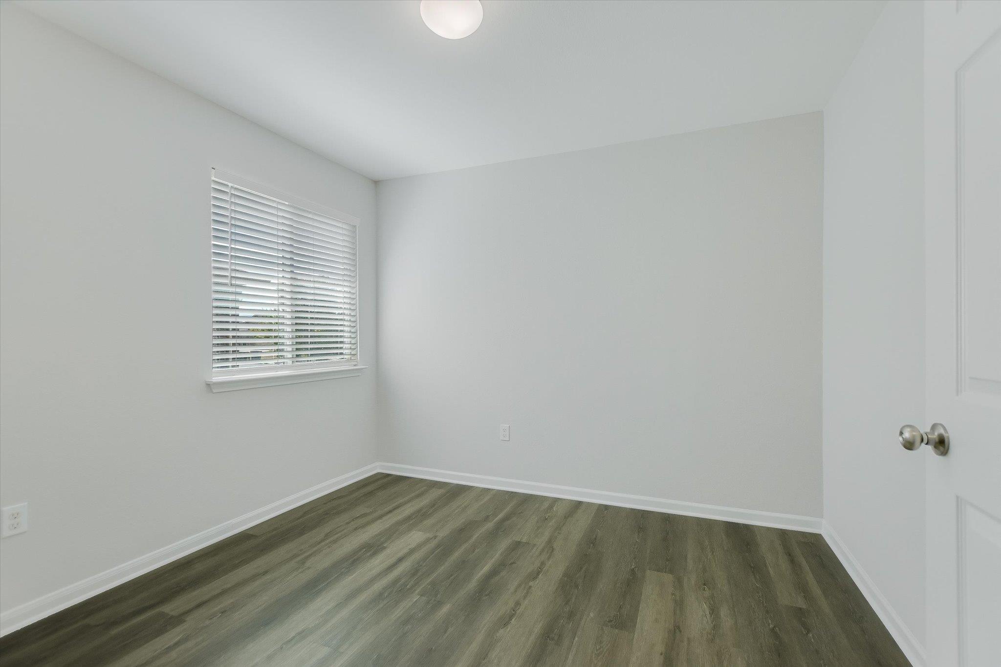 324 Zarya None Property Photo 15