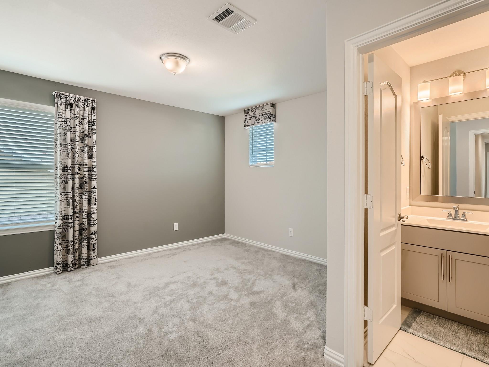 113 Leon Loop Property Photo 25