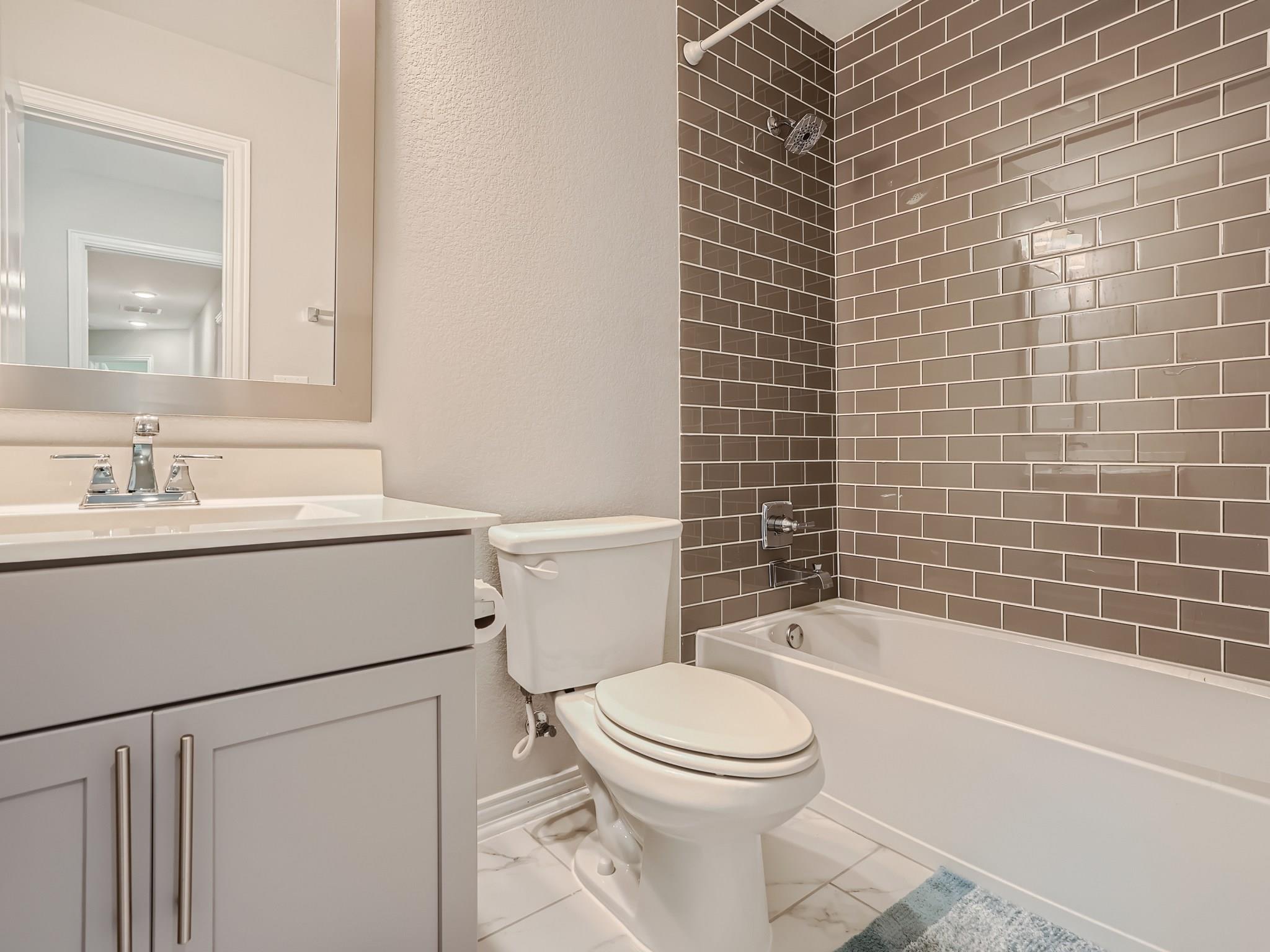 113 Leon Loop Property Photo 27