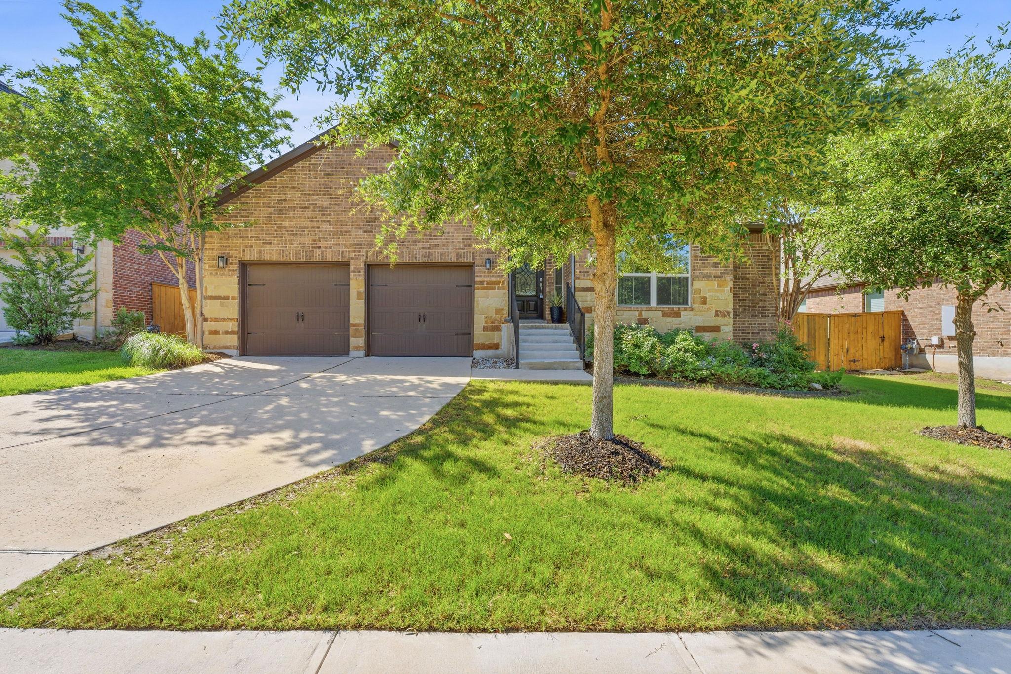 1213 Lakeside Ranch Rd Property Photo 3
