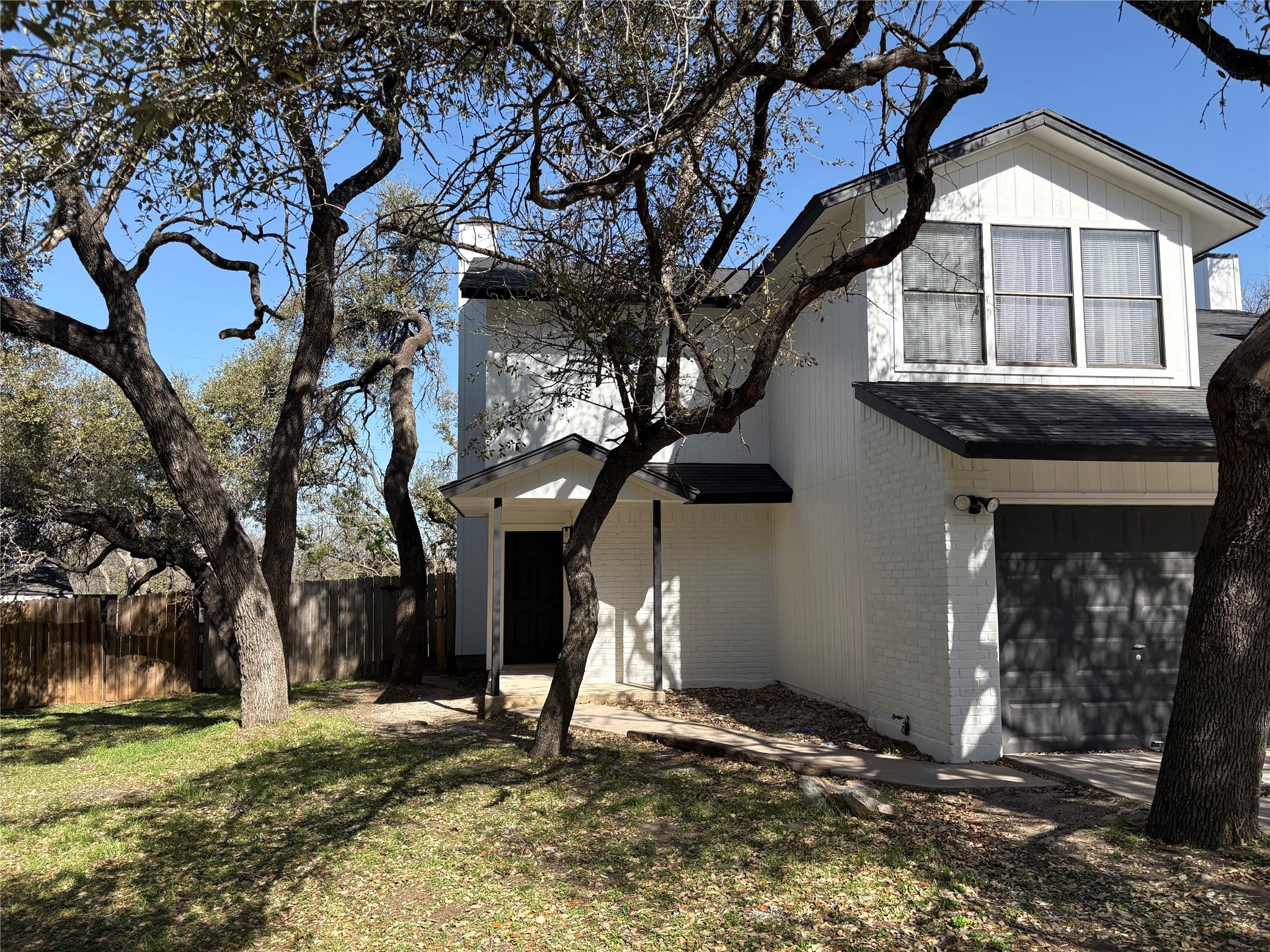 13335 Water Oak Ln B Property Photo