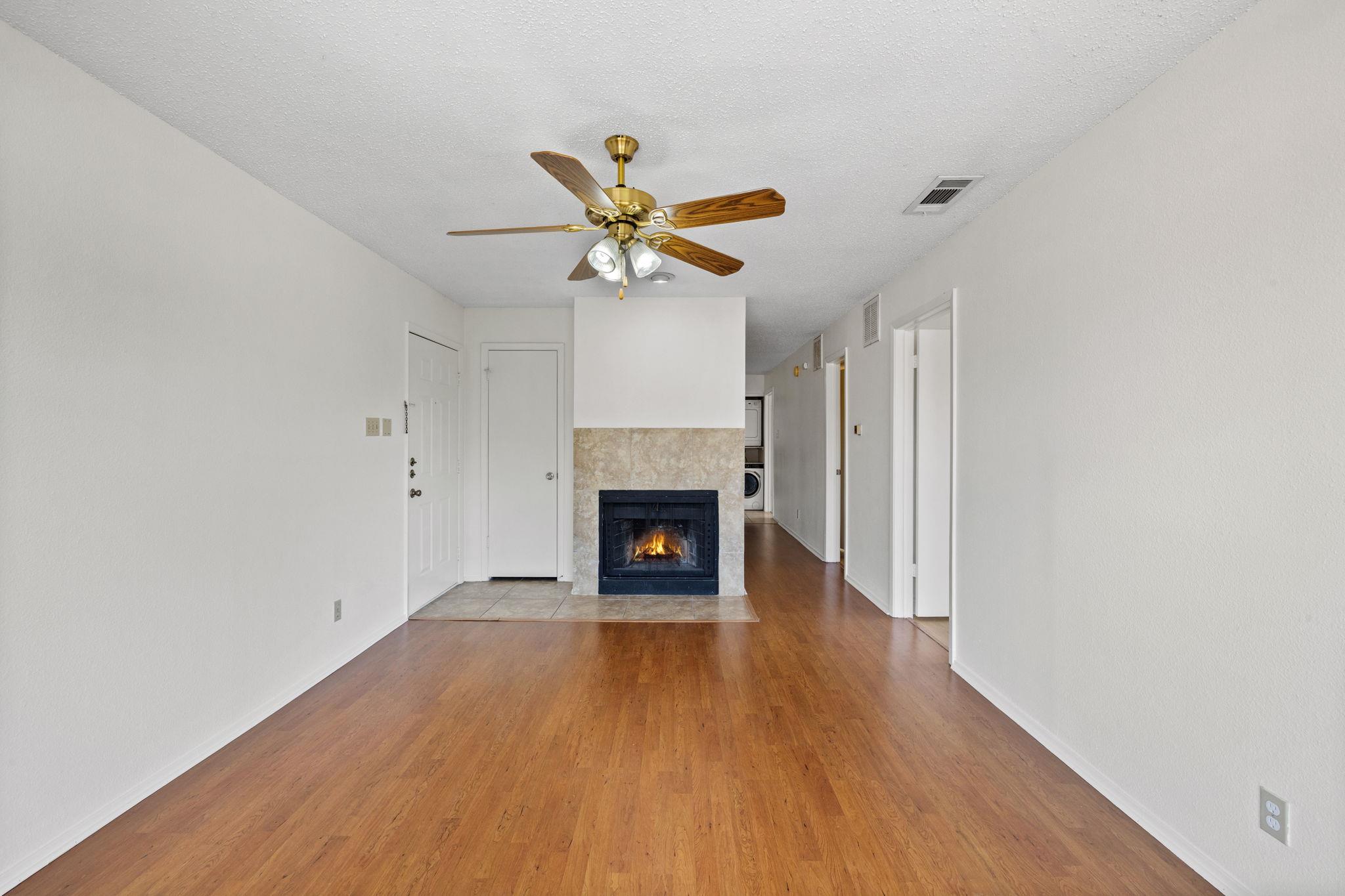 3115 Helms St #212 Property Photo 3