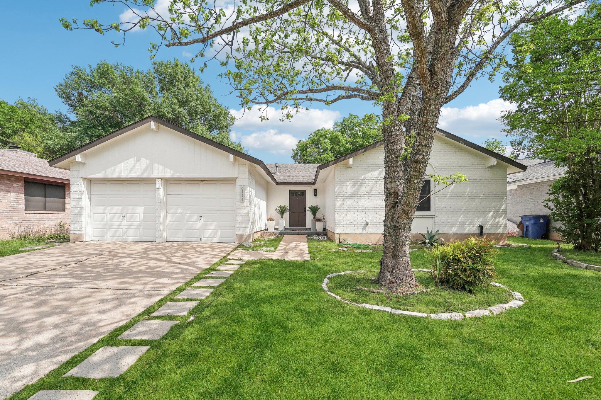 6111 Bridlington Cir Property Photo 1