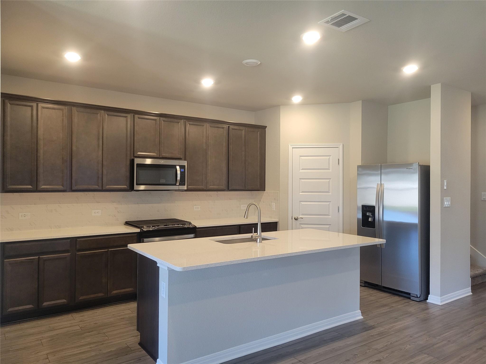 2841 Moyer Ln Property Photo 1