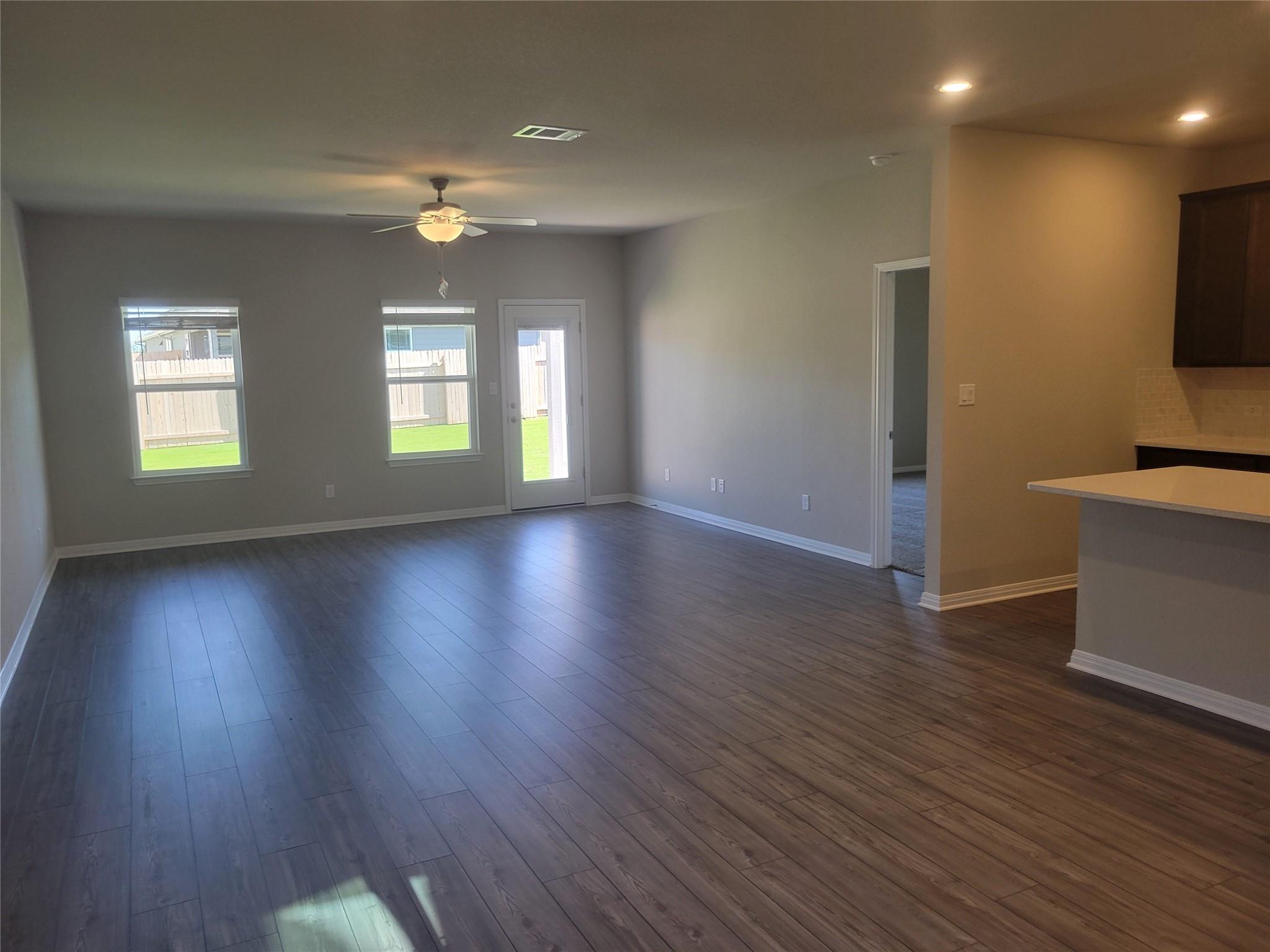 2841 Moyer Ln Property Photo 8