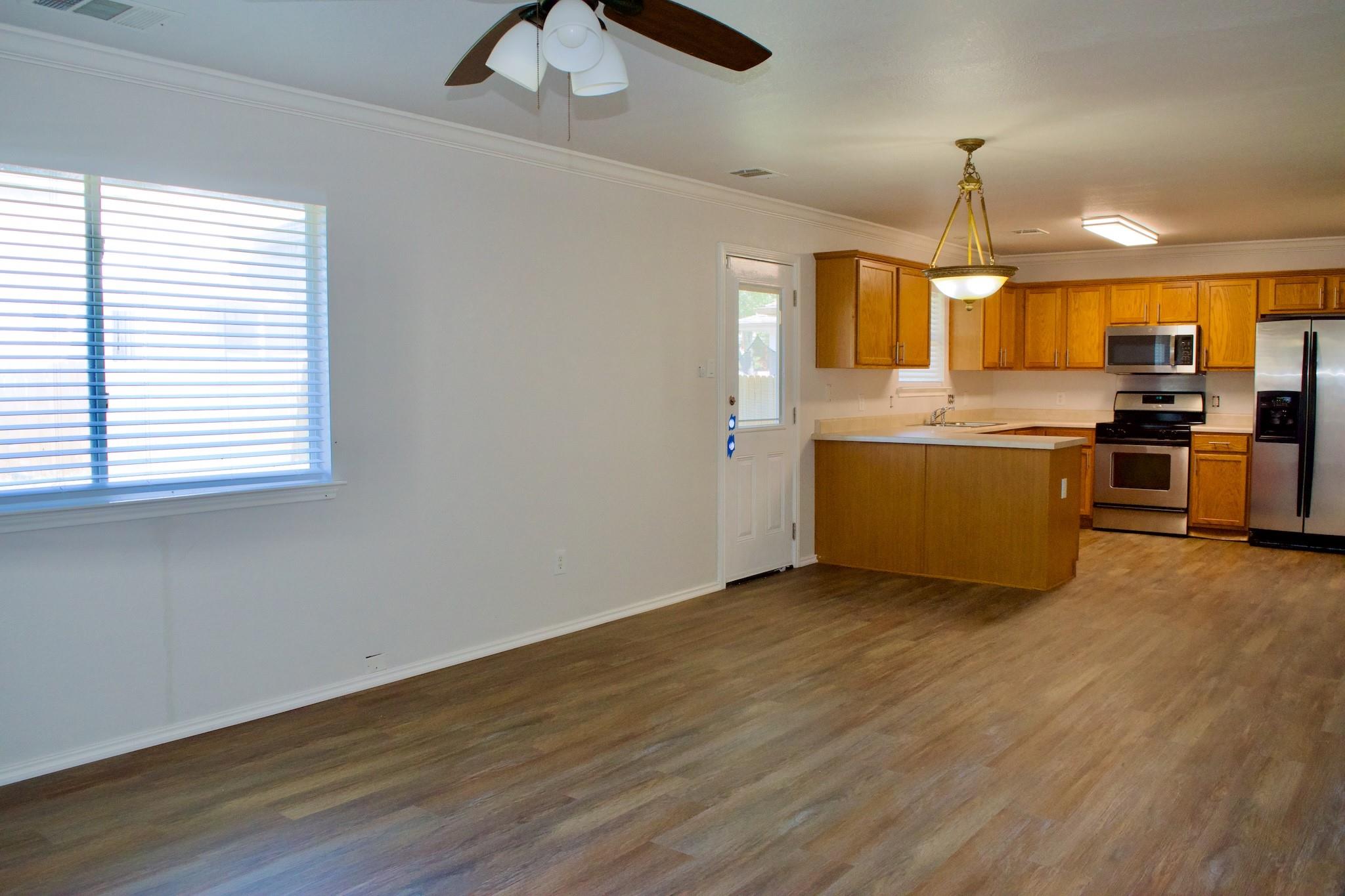 1708 Darjeeling Dr Property Photo 9