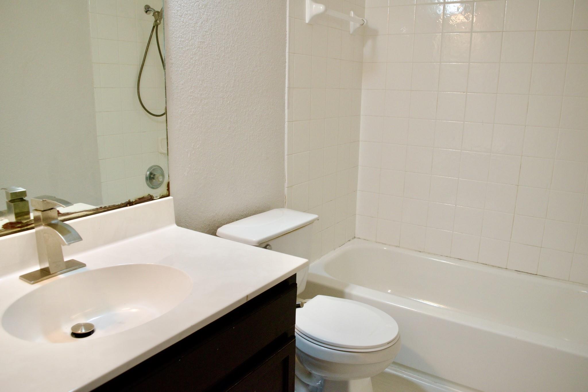 1708 Darjeeling Dr Property Photo 25