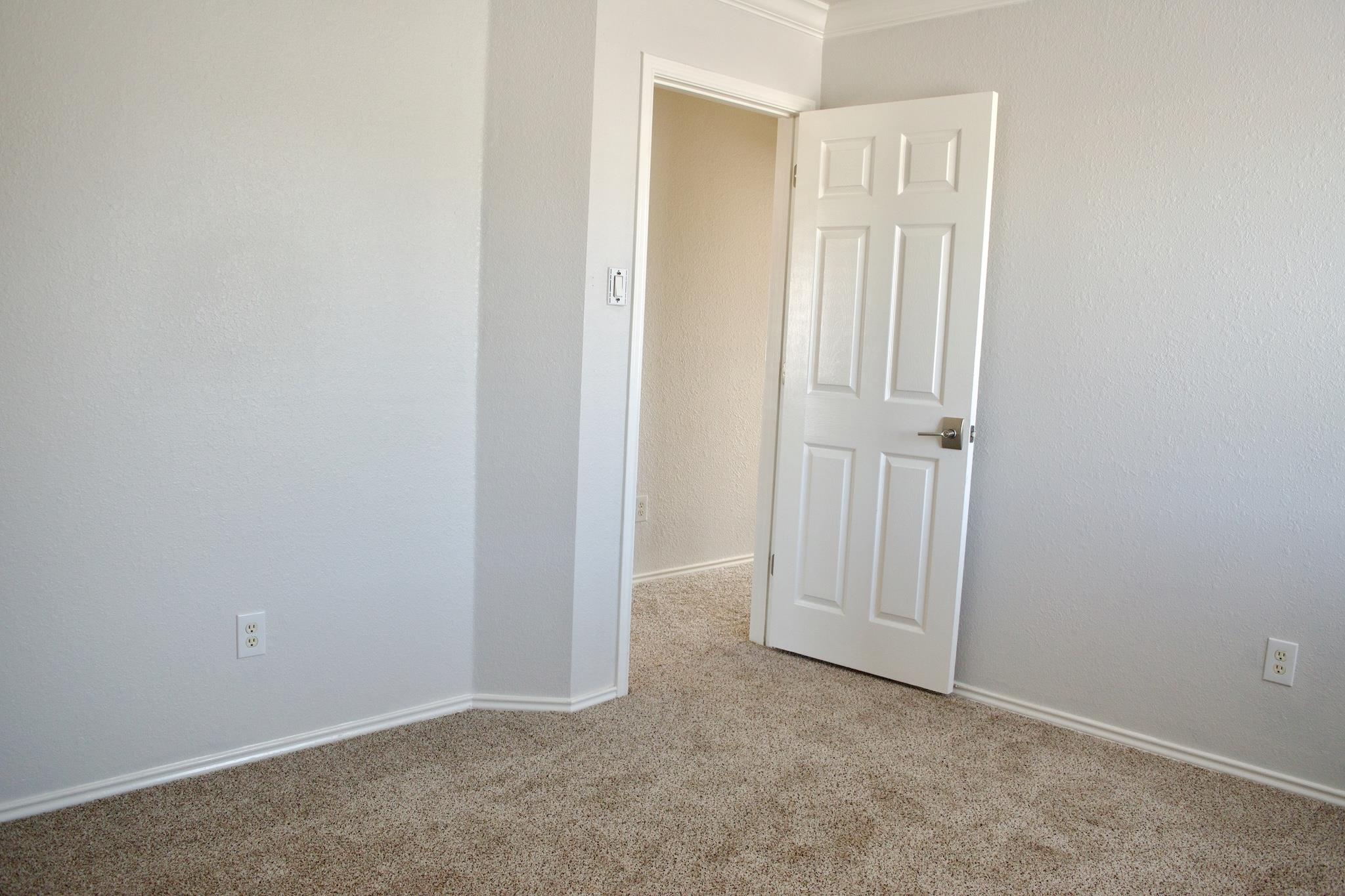 1708 Darjeeling Dr Property Photo 27
