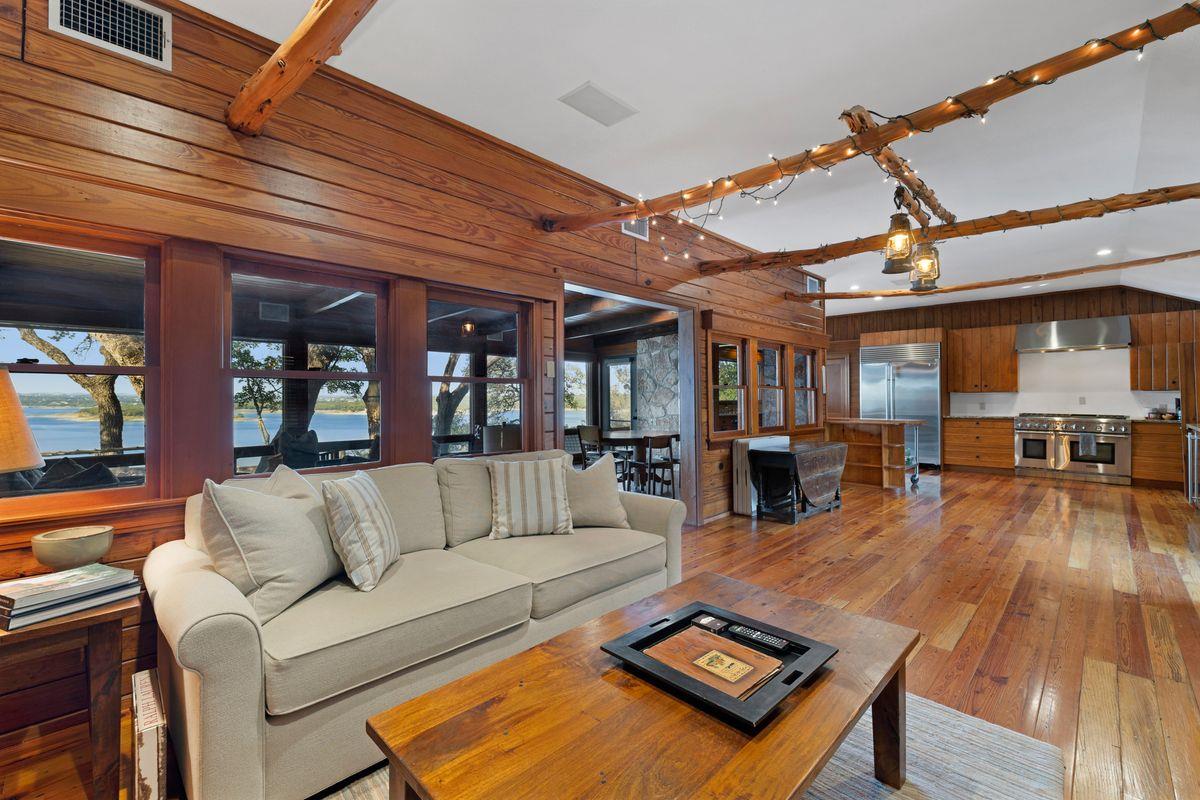 4424 Eck Ln Property Photo 18
