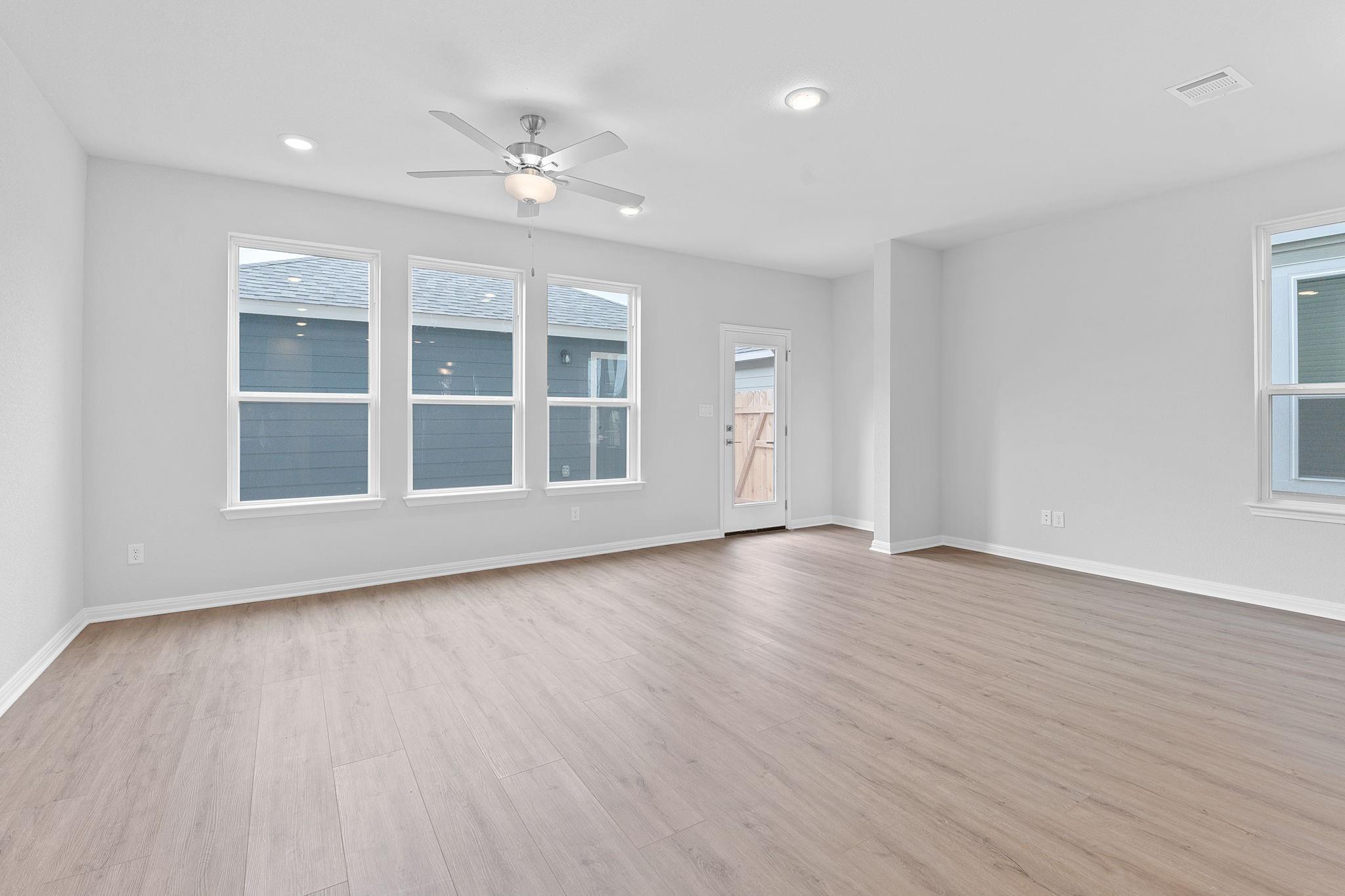 1620 Bella Dr Property Photo 15