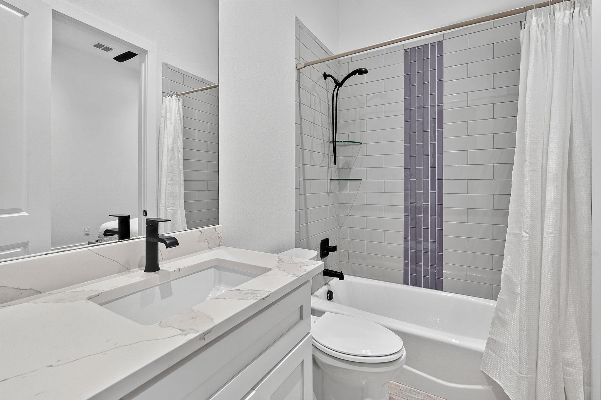 706 Crestone Stream Dr Property Photo 32