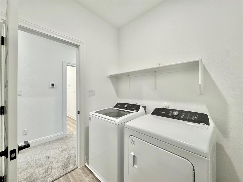1305 Crescent Ln Property Photo 28