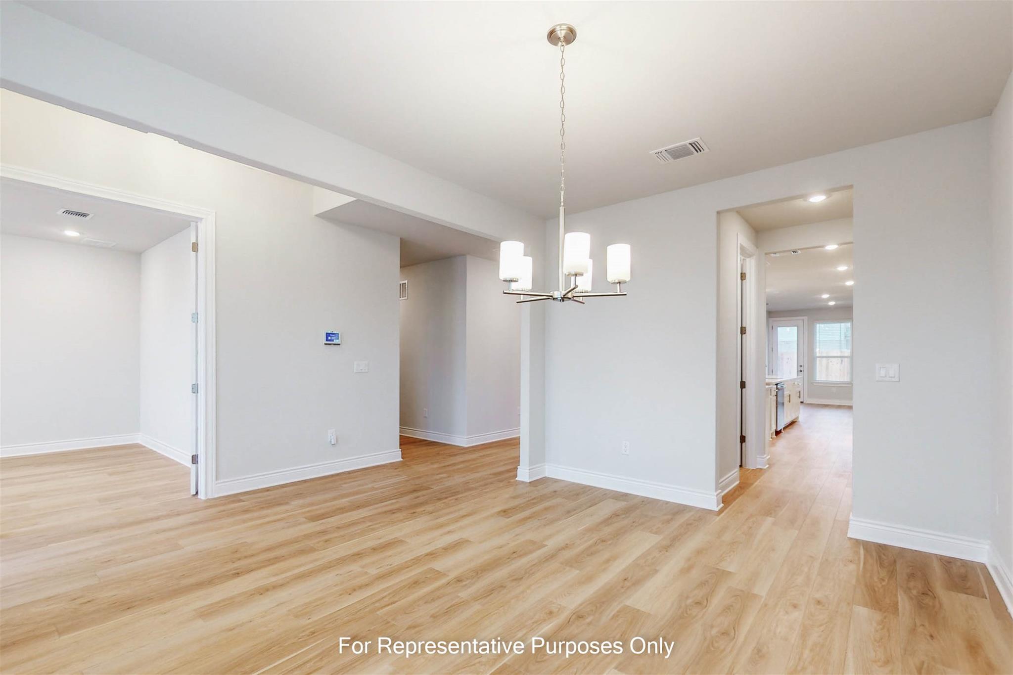 3725 Plentywood Ln Property Photo 5