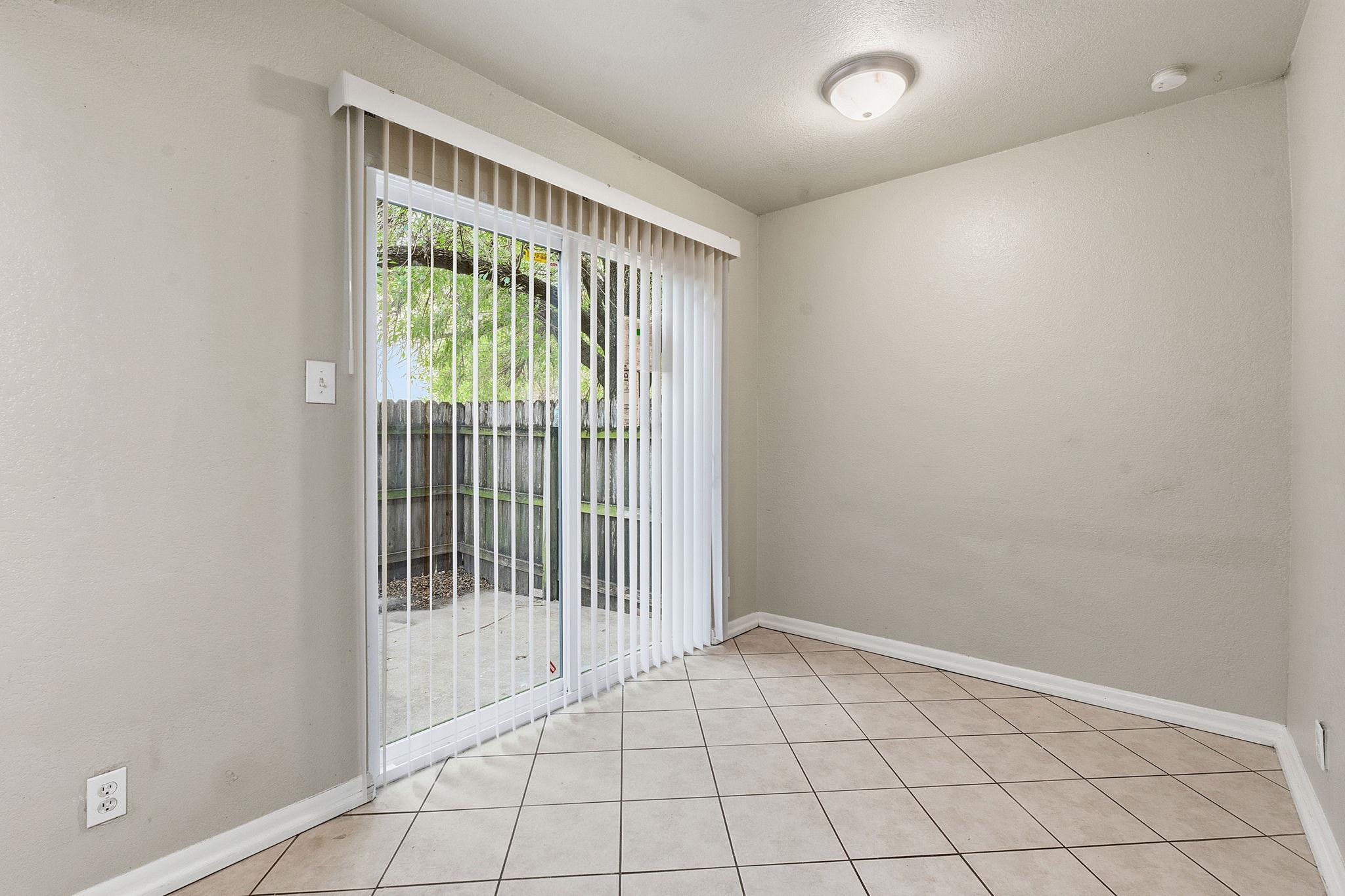 8809 Dawnridge Cir #102 Property Photo 7